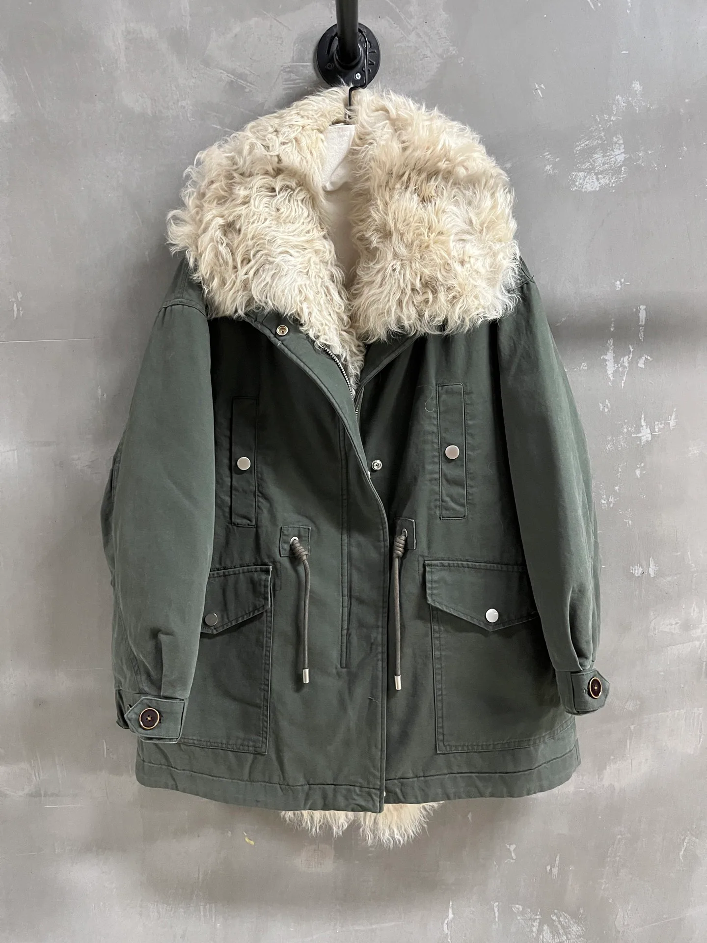 Куртки И Пуховики Женские Saint Laurent 662208