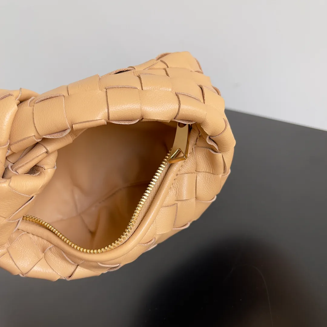 Классические Сумки Женские Bottega Veneta 13379673
