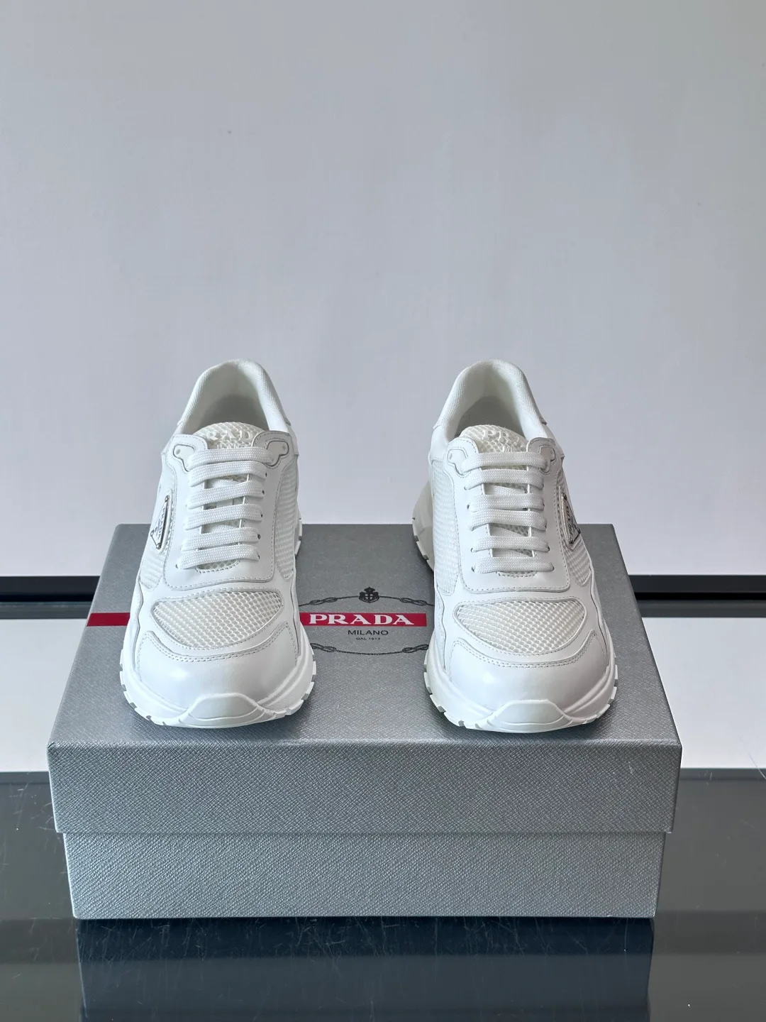Кроссовки Мужские Prada 18872007