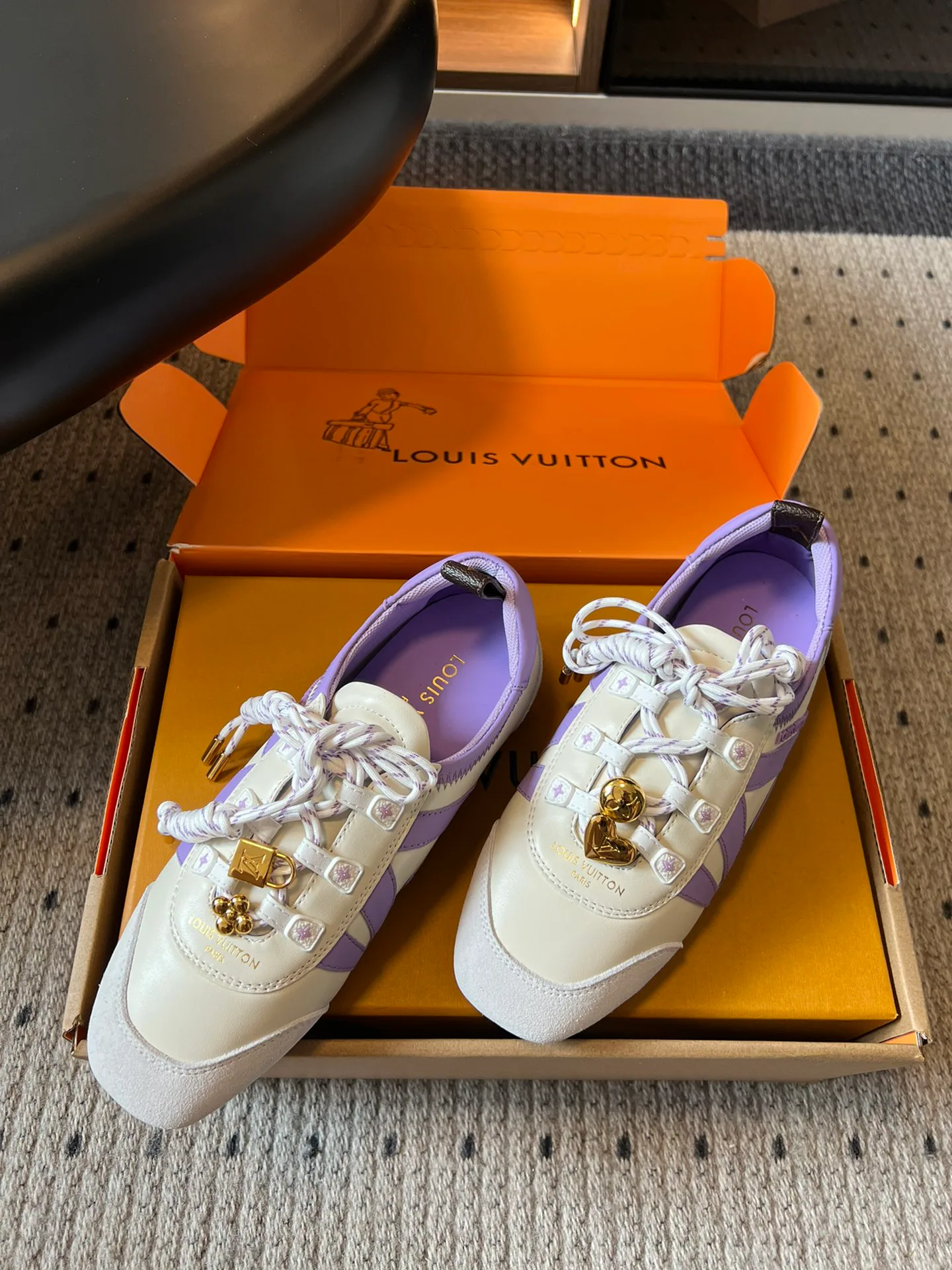 Кроссовки Женские Louis Vuitton 51403