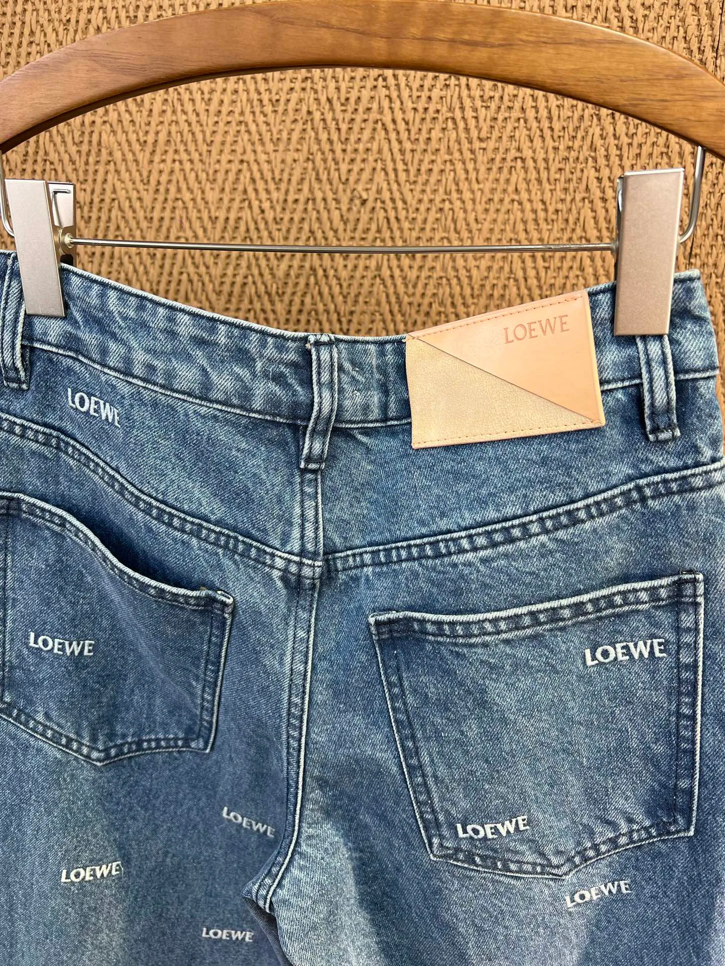 Джинсы Женские Loewe 19460458