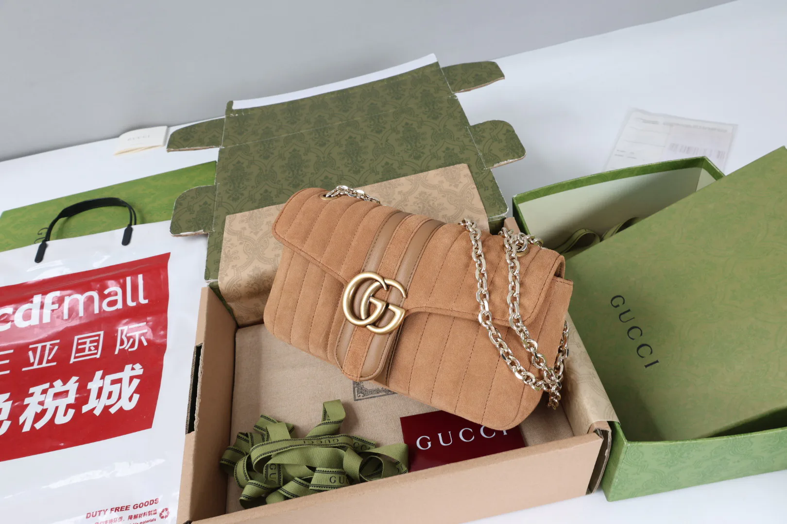 Классические Сумки Женские Gucci 18004291