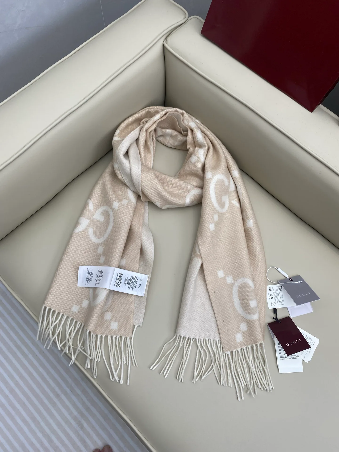 Шарфы Gucci 401783