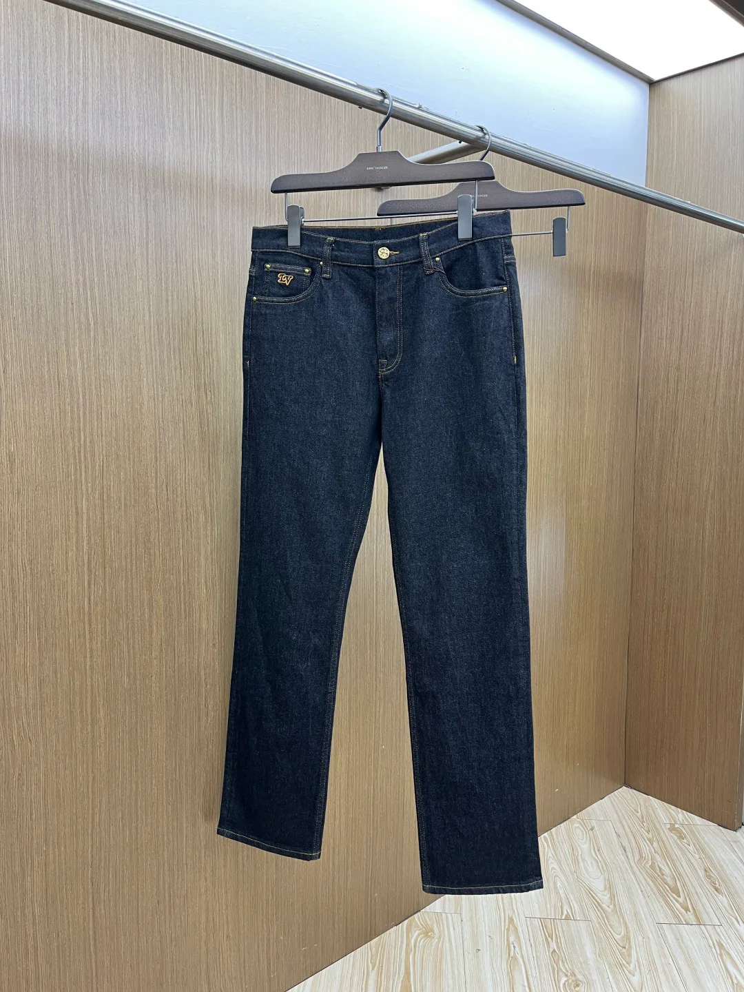 Джинсы Женские Louis Vuitton 11632737