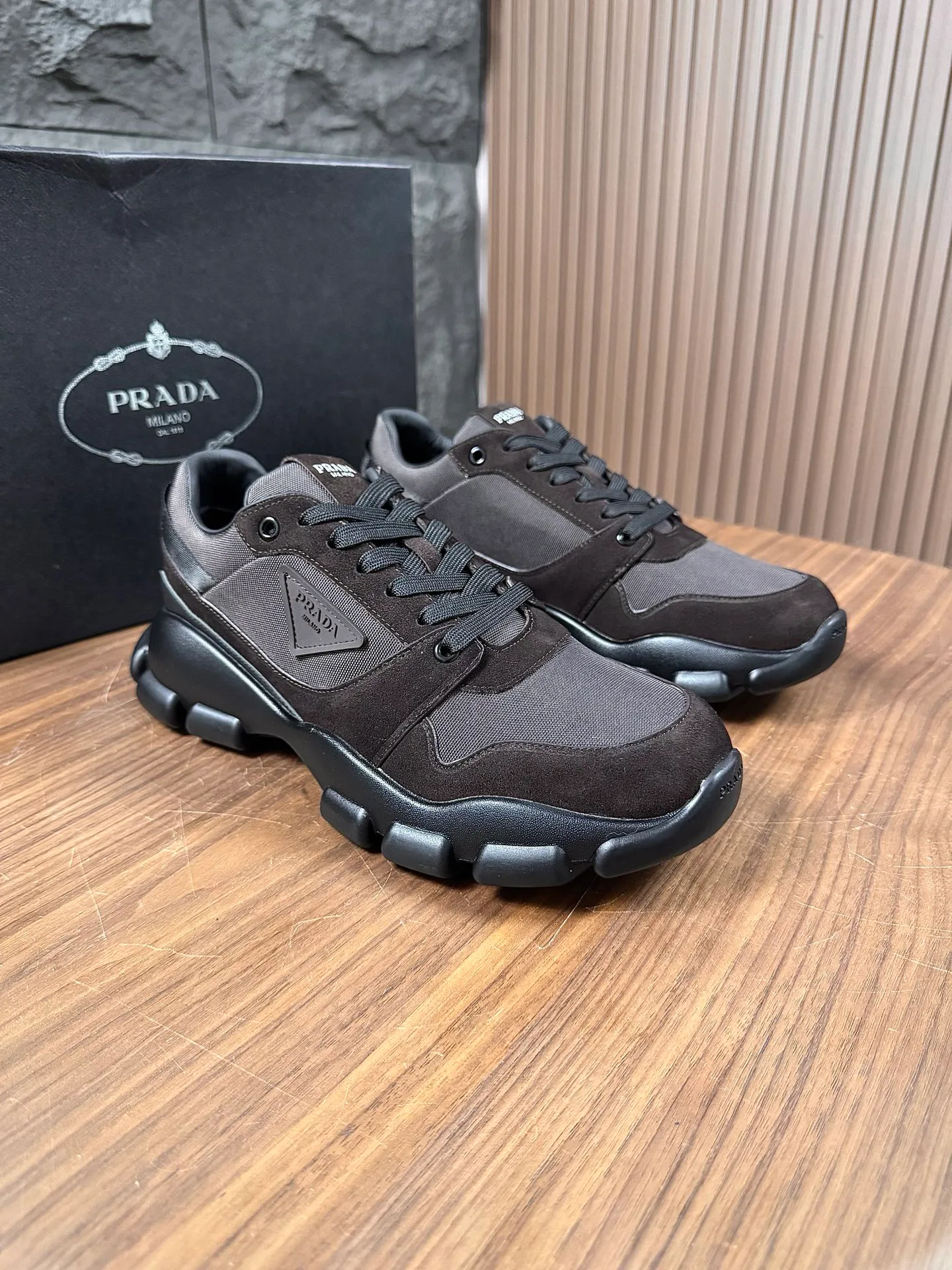 Кроссовки Мужские Prada 18859300