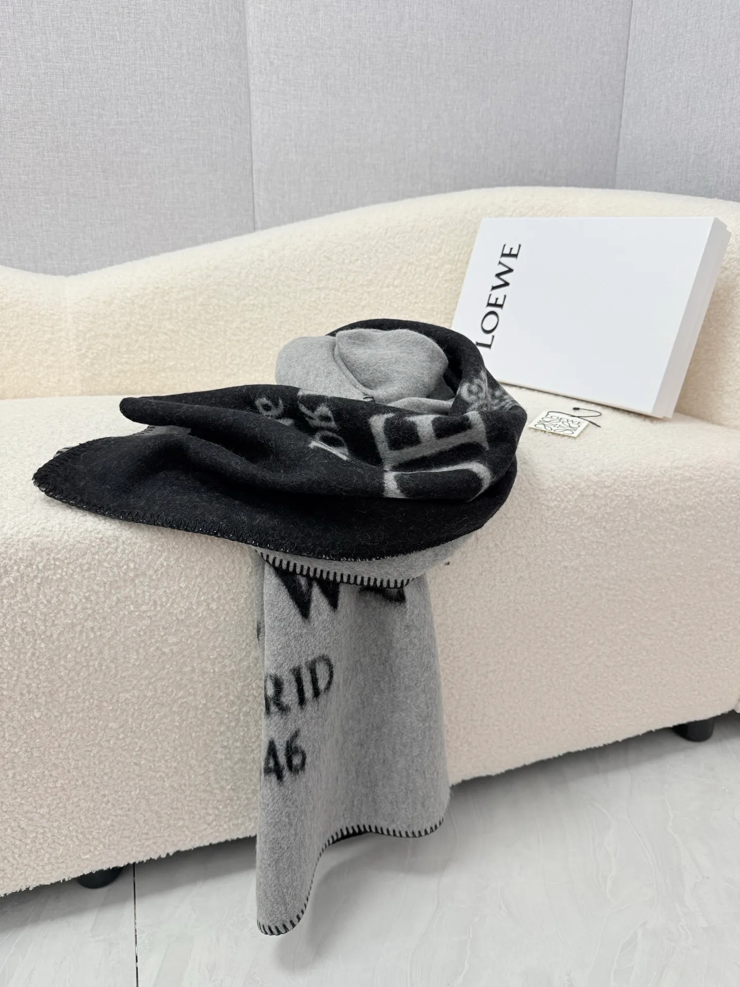 Шарфы Loewe 18275025