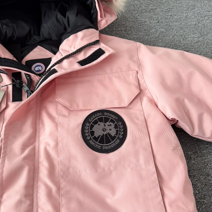 Куртки И Пуховики Женские Canada Goose 18722845