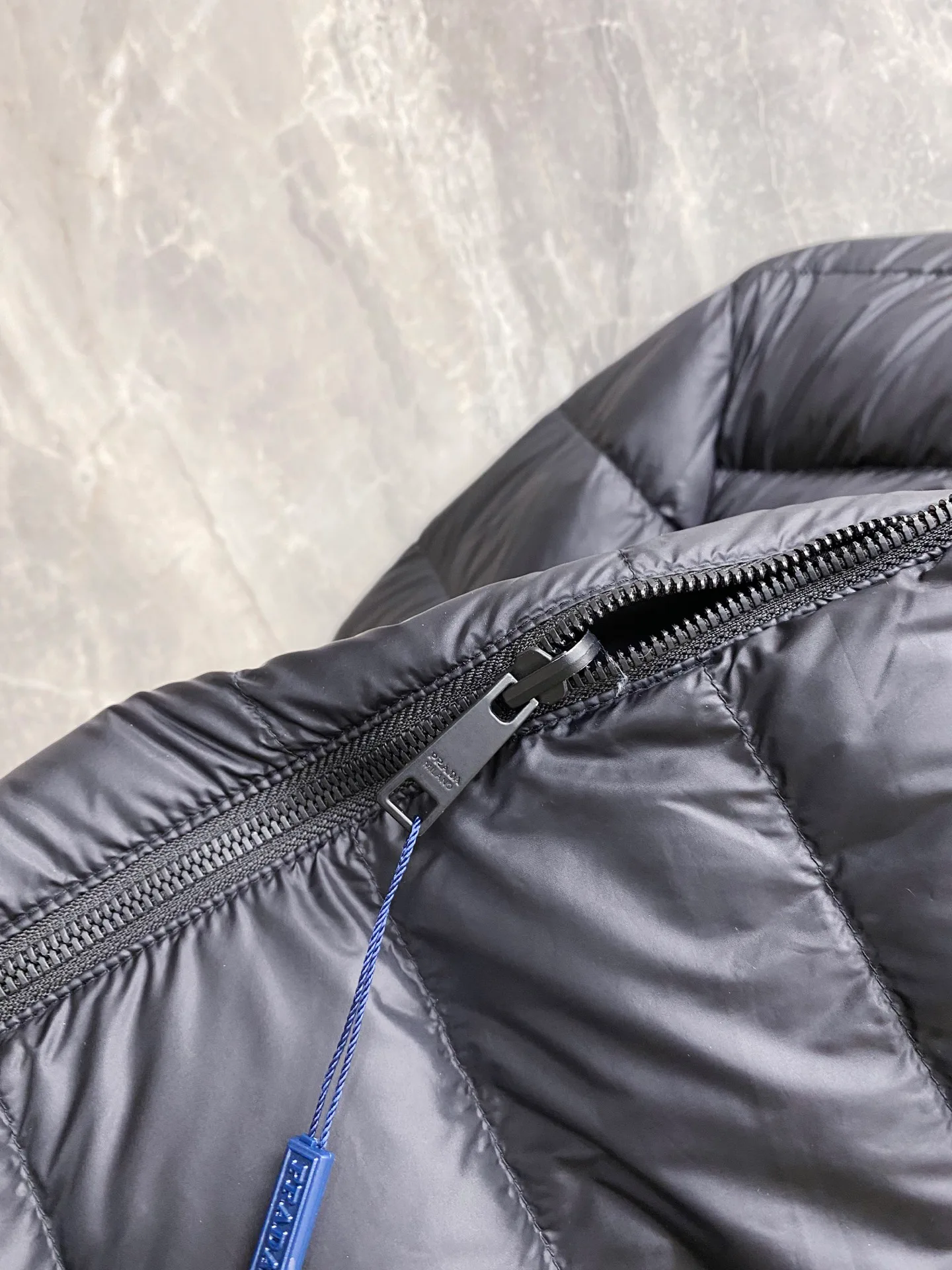 Куртки И Пуховики Женские Prada 619055