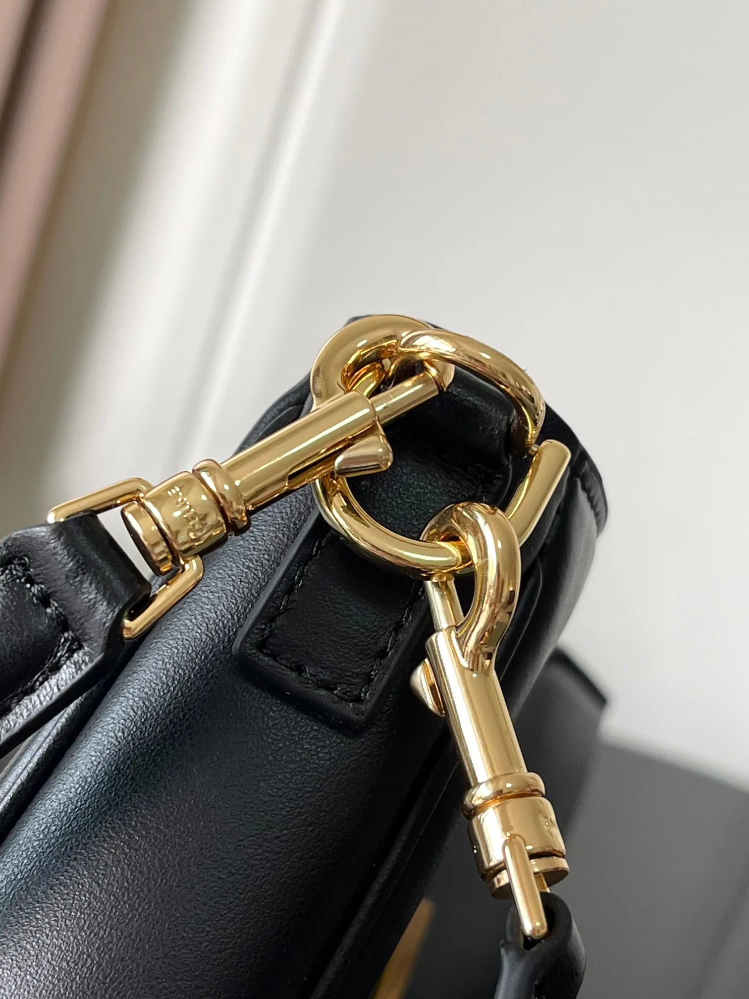 Классические Сумки Женские Celine 11488675