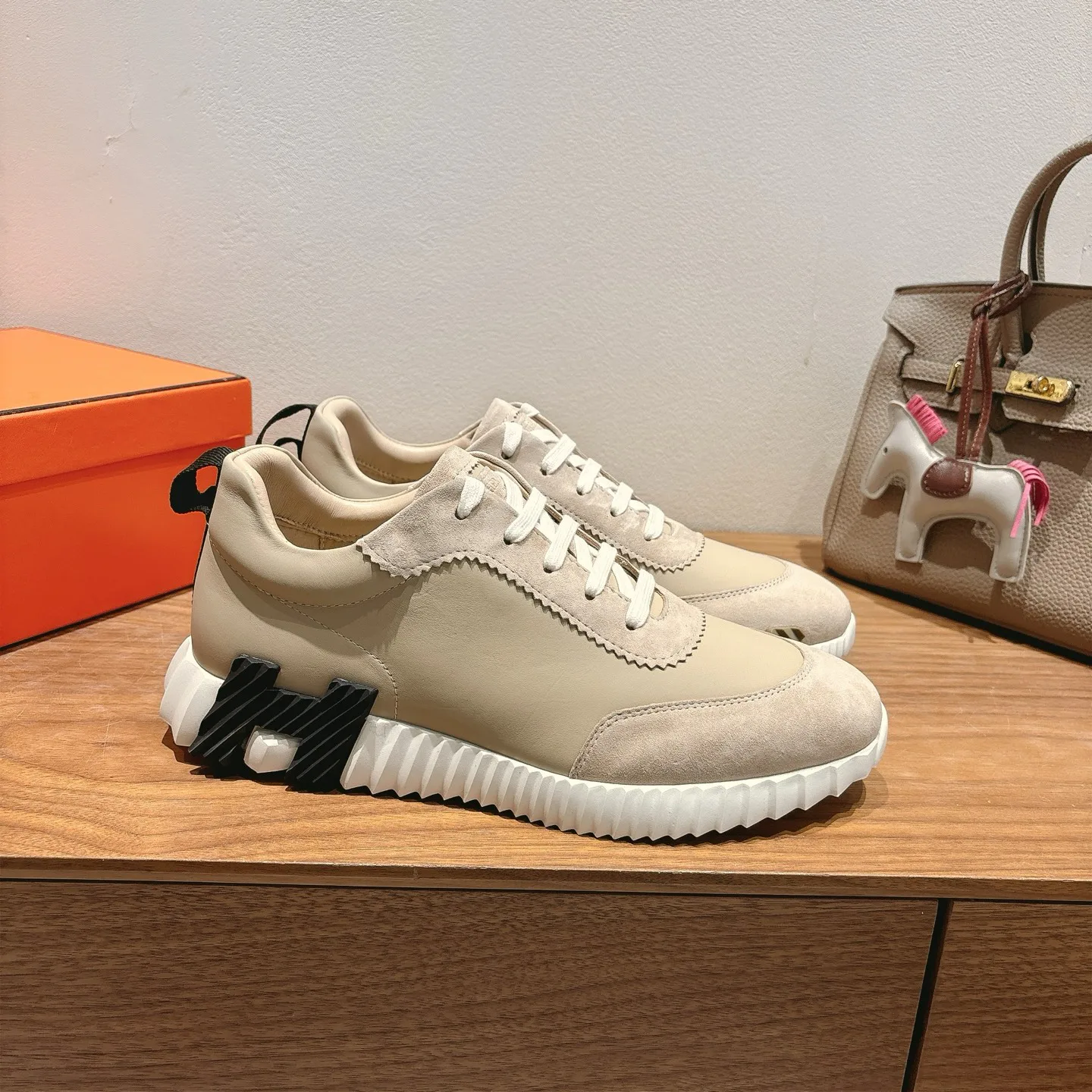 Кроссовки Женские Hermes 9915041