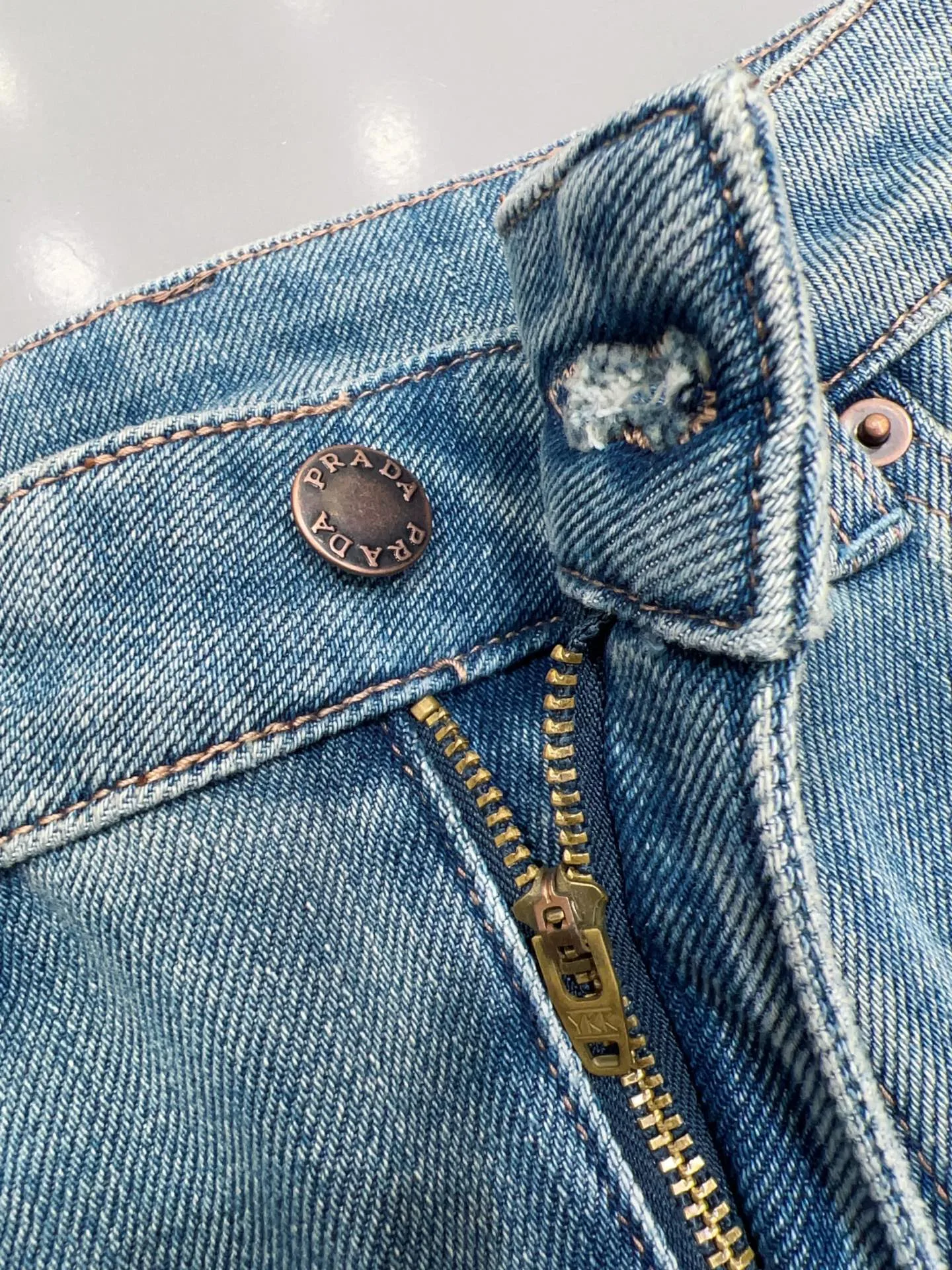Брюки Женские Prada 11496062