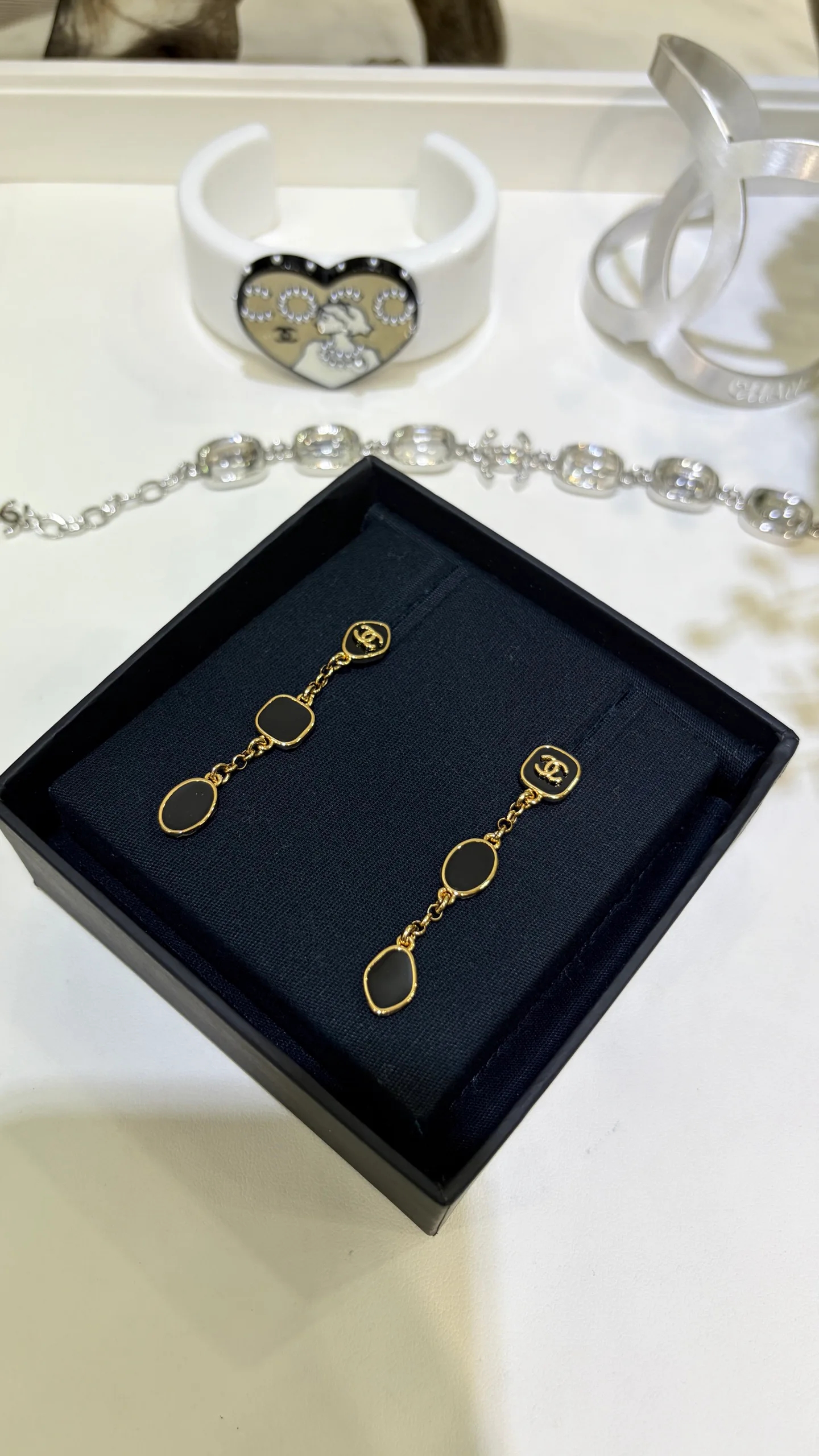 Бижутерия Chanel 18059082