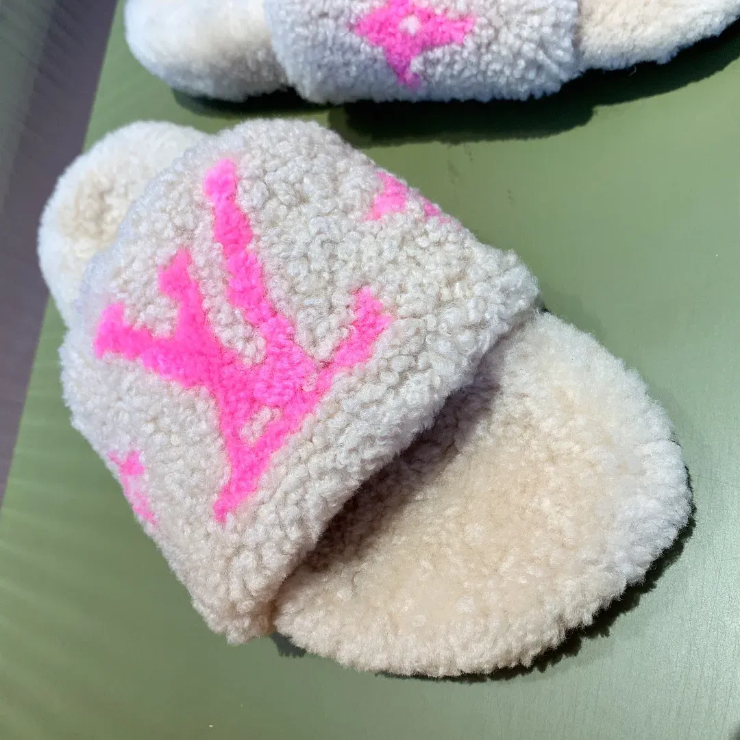 Тапочки Женские Louis Vuitton 224730