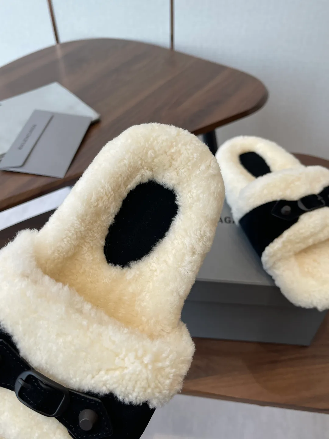 Тапочки Женские Balenciaga 170573