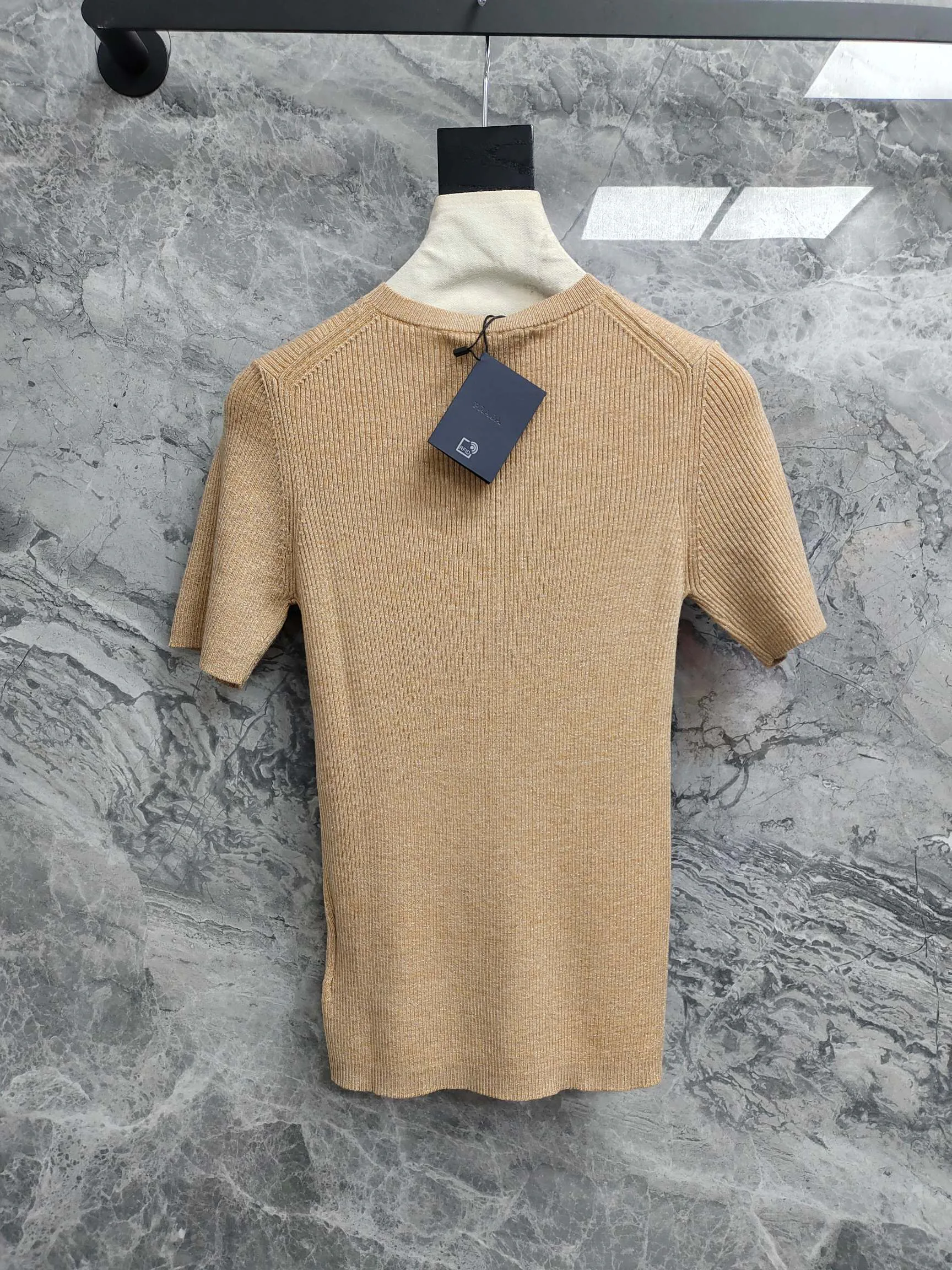 Футболки Женские Prada 5383216