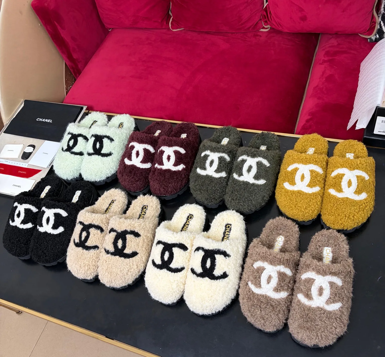 Тапочки Женские Chanel 18725774