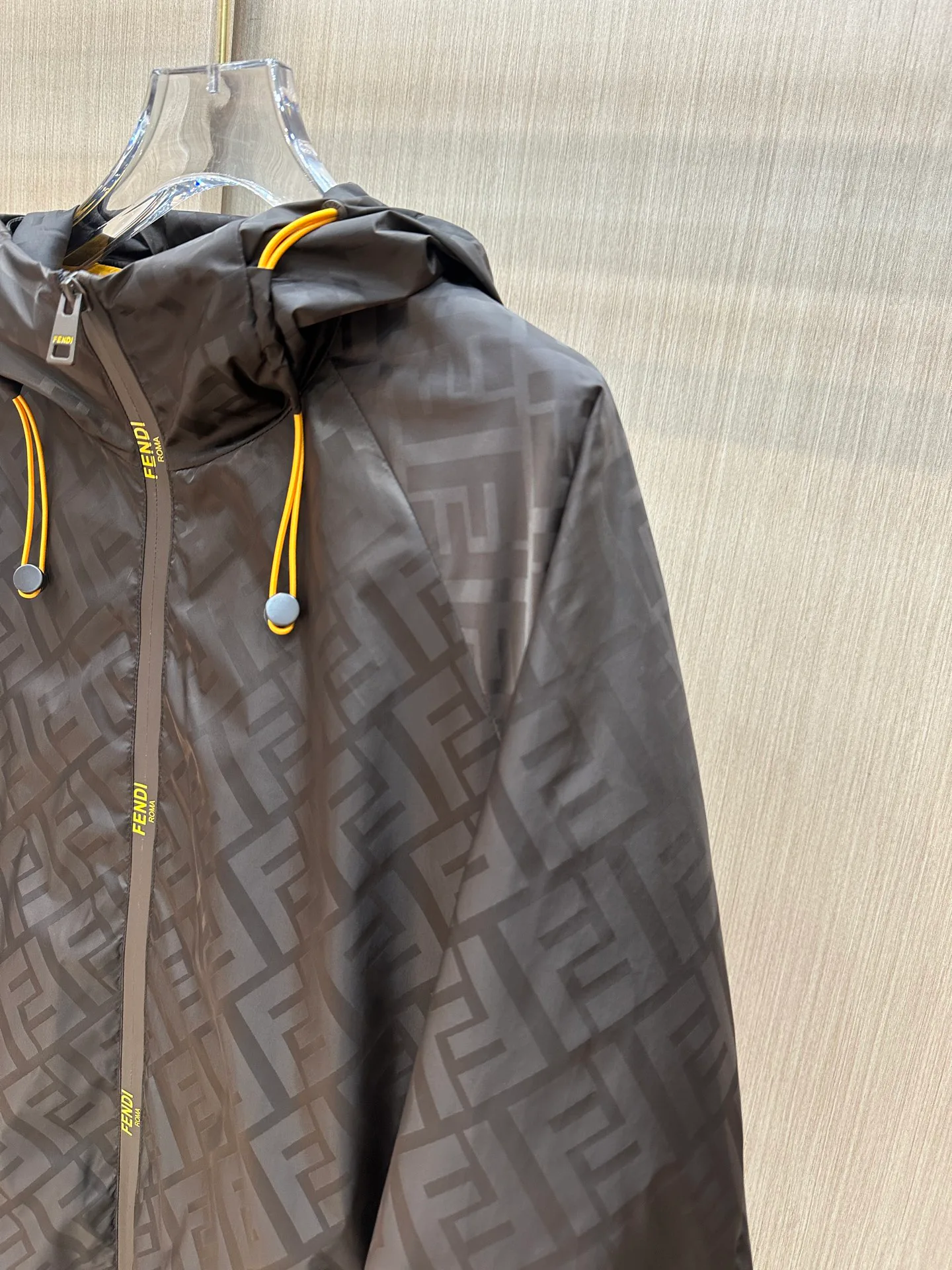 Куртки И Пуховики Мужские Fendi 11520397