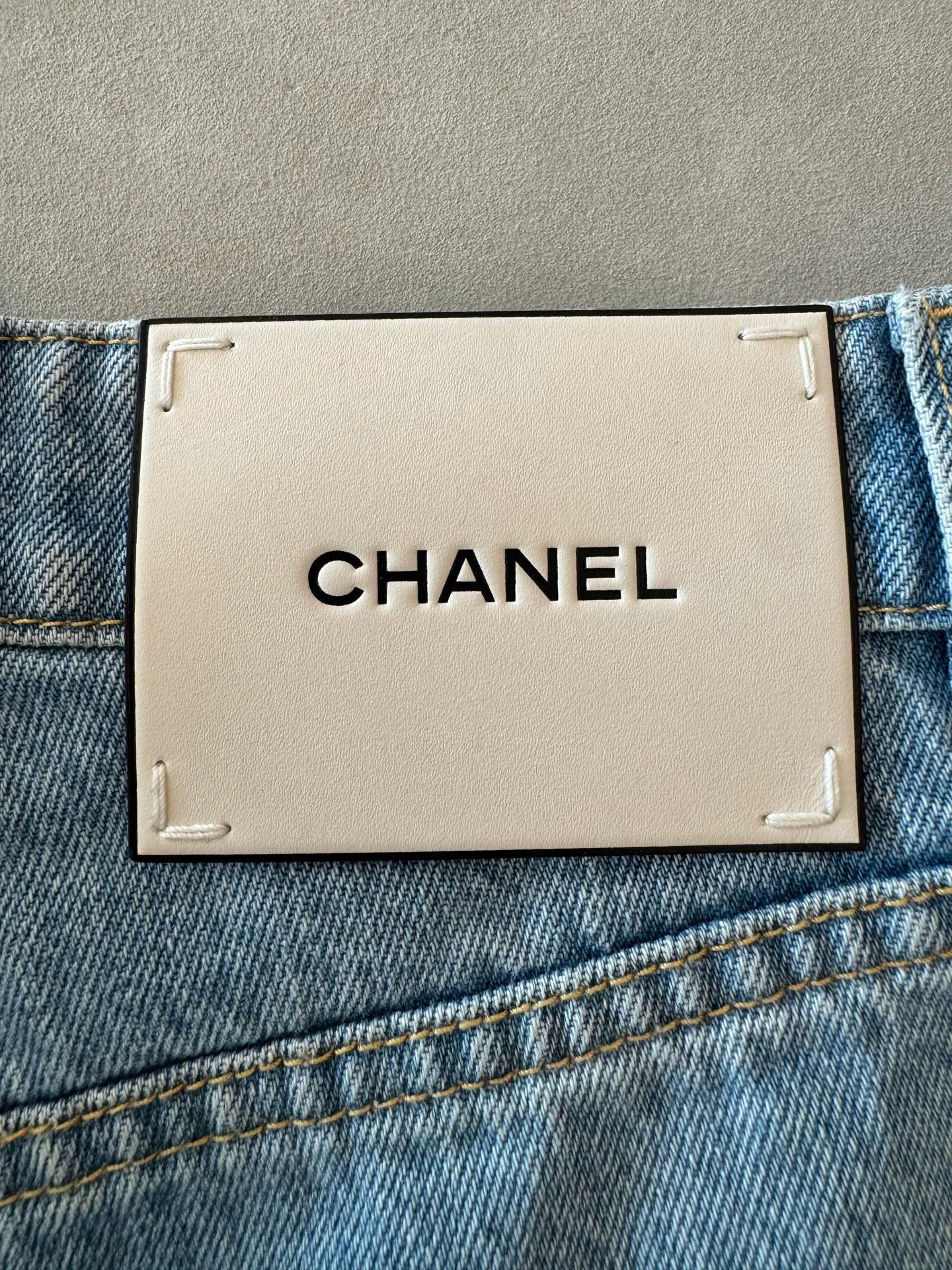 Джинсы Женские Chanel 19175057