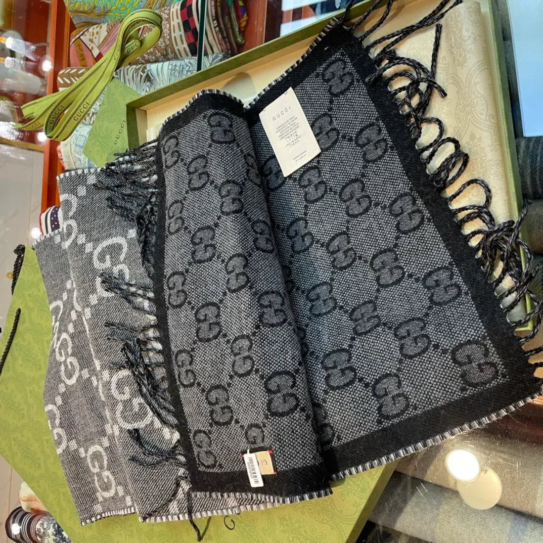 Шарфы Gucci 15286