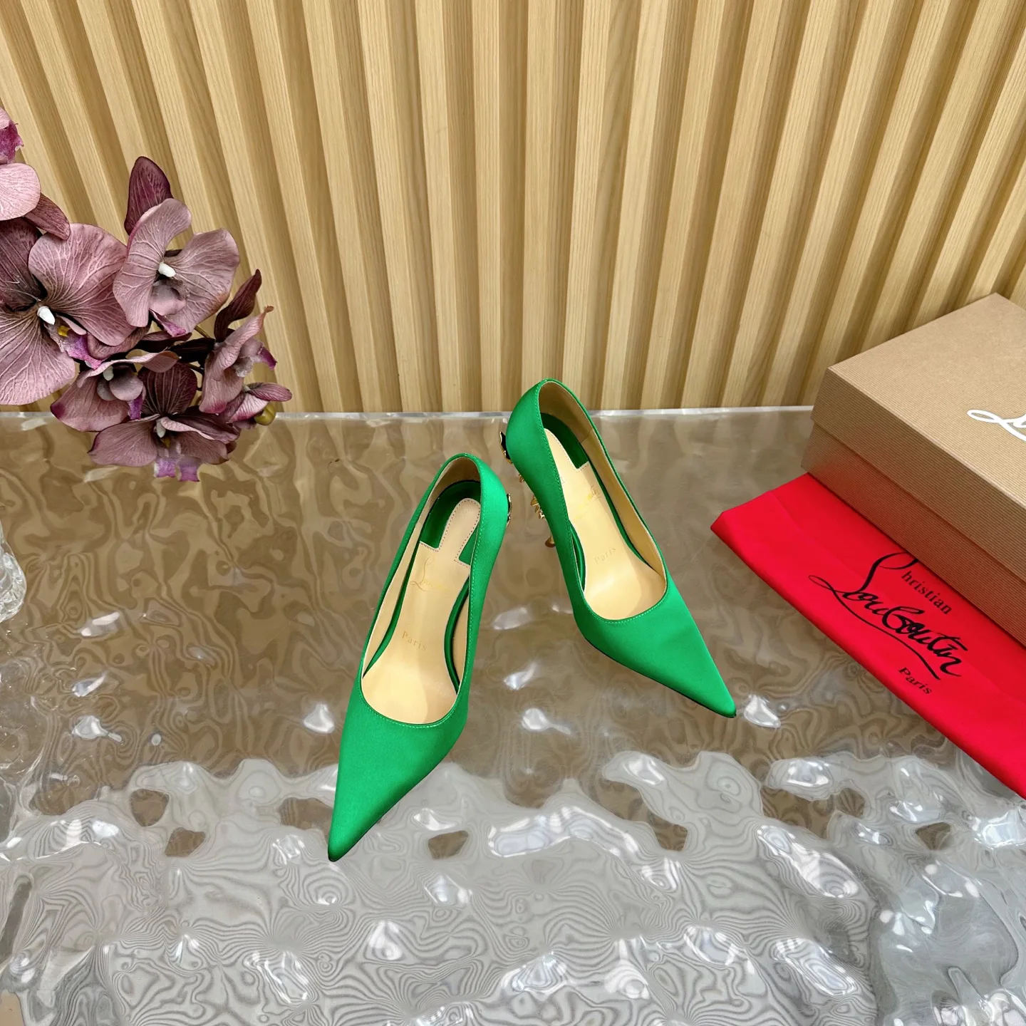 Туфли Женские Christian Louboutin 31992