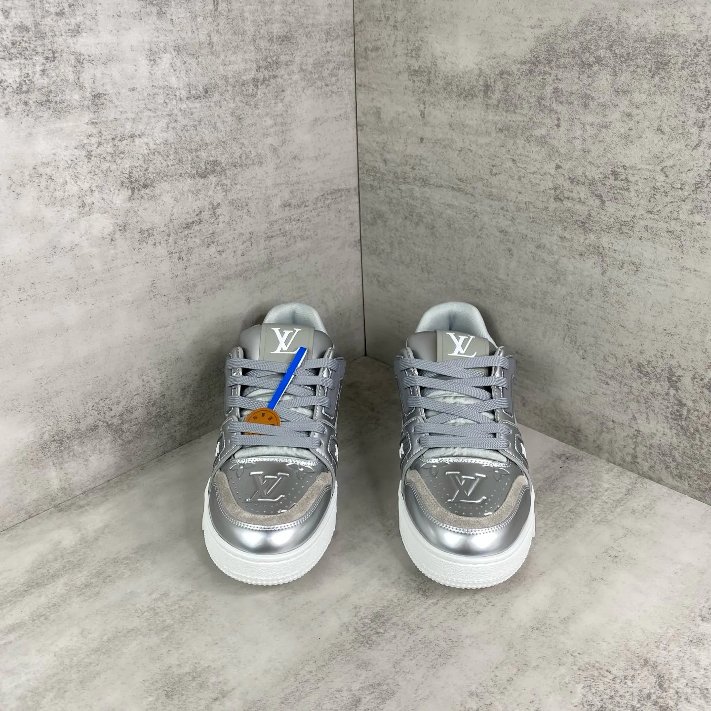 Кроссовки Женские Louis Vuitton 604331