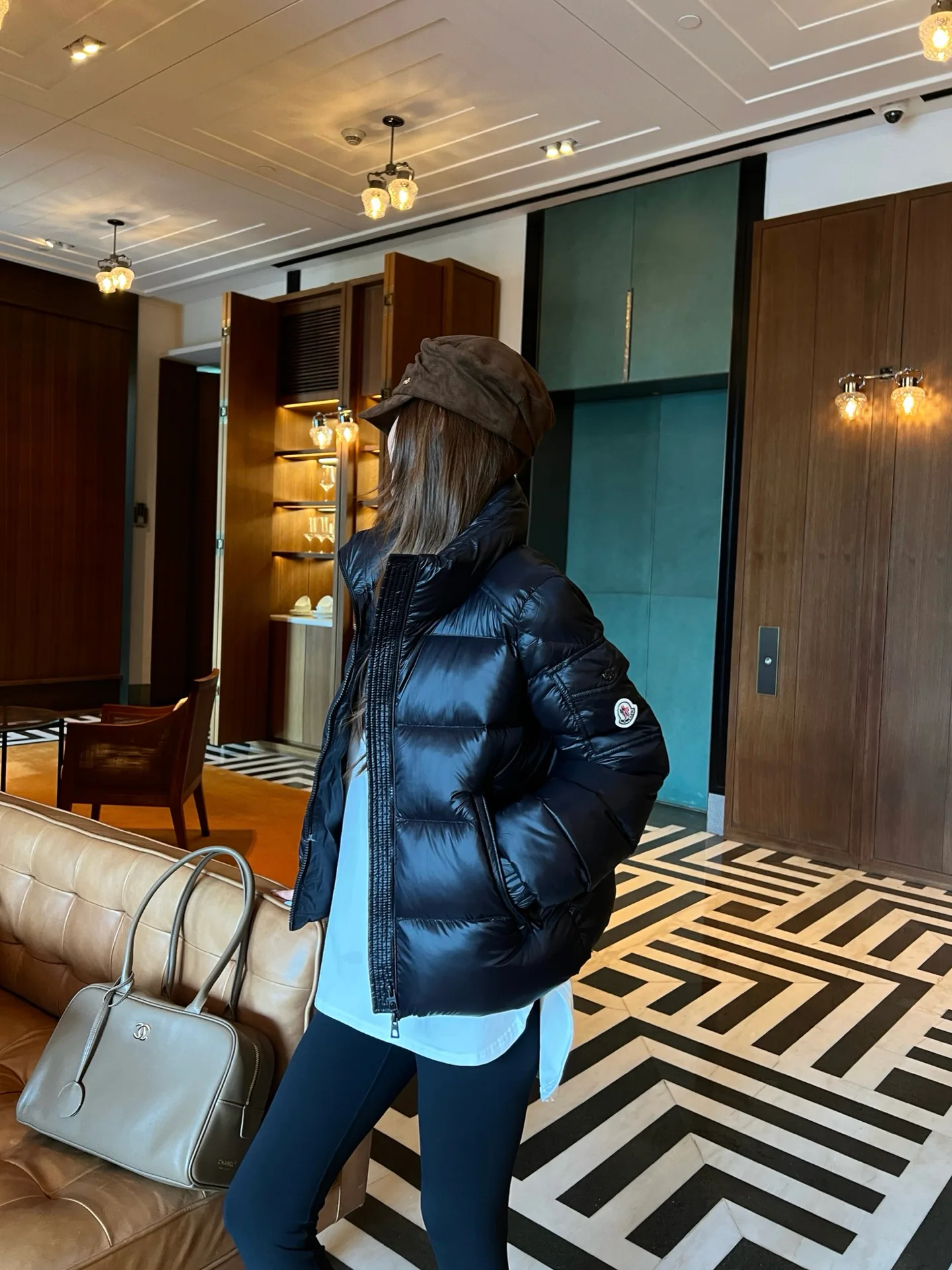 Куртки И Пуховики Женские Moncler 18710728