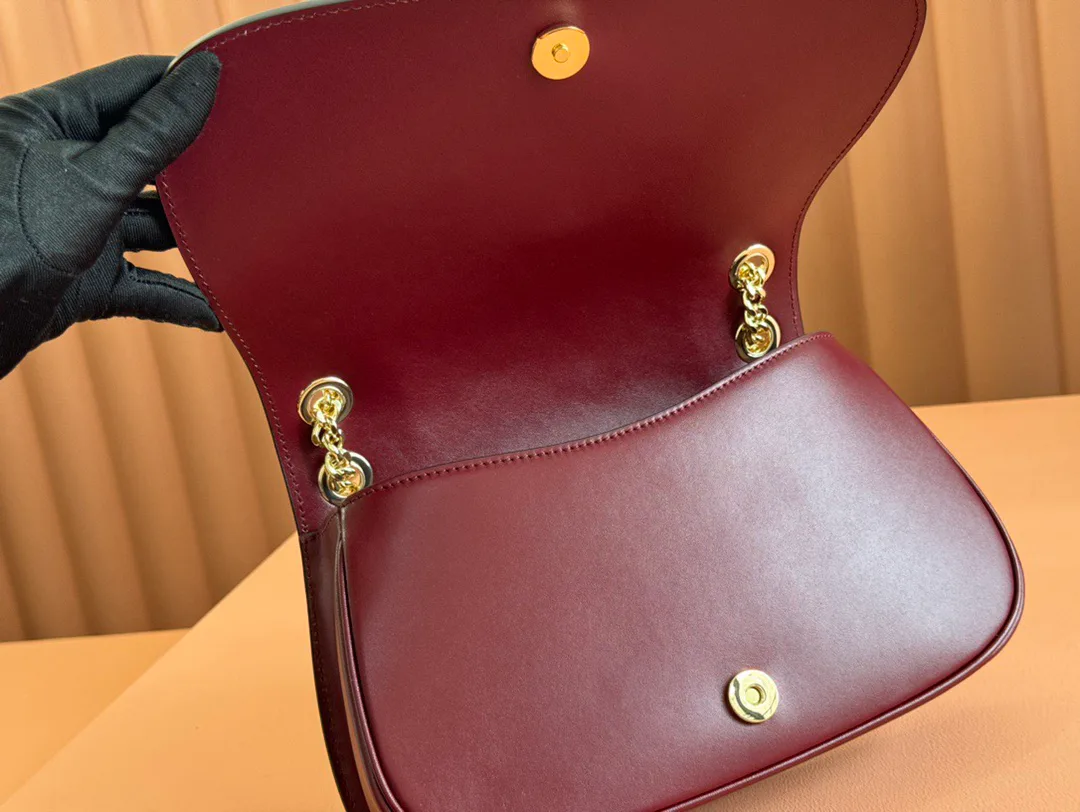 Классические Сумки Женские Gucci 17449043