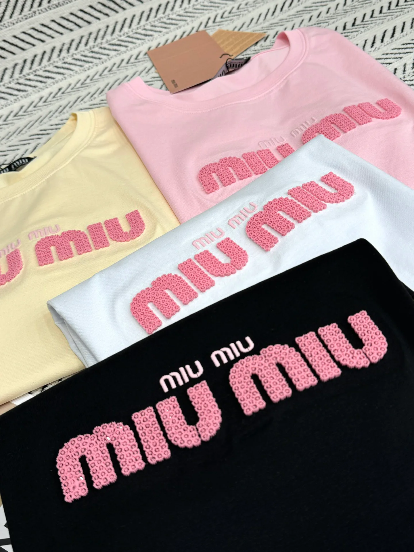 Футболки Женские Miu Miu 8621