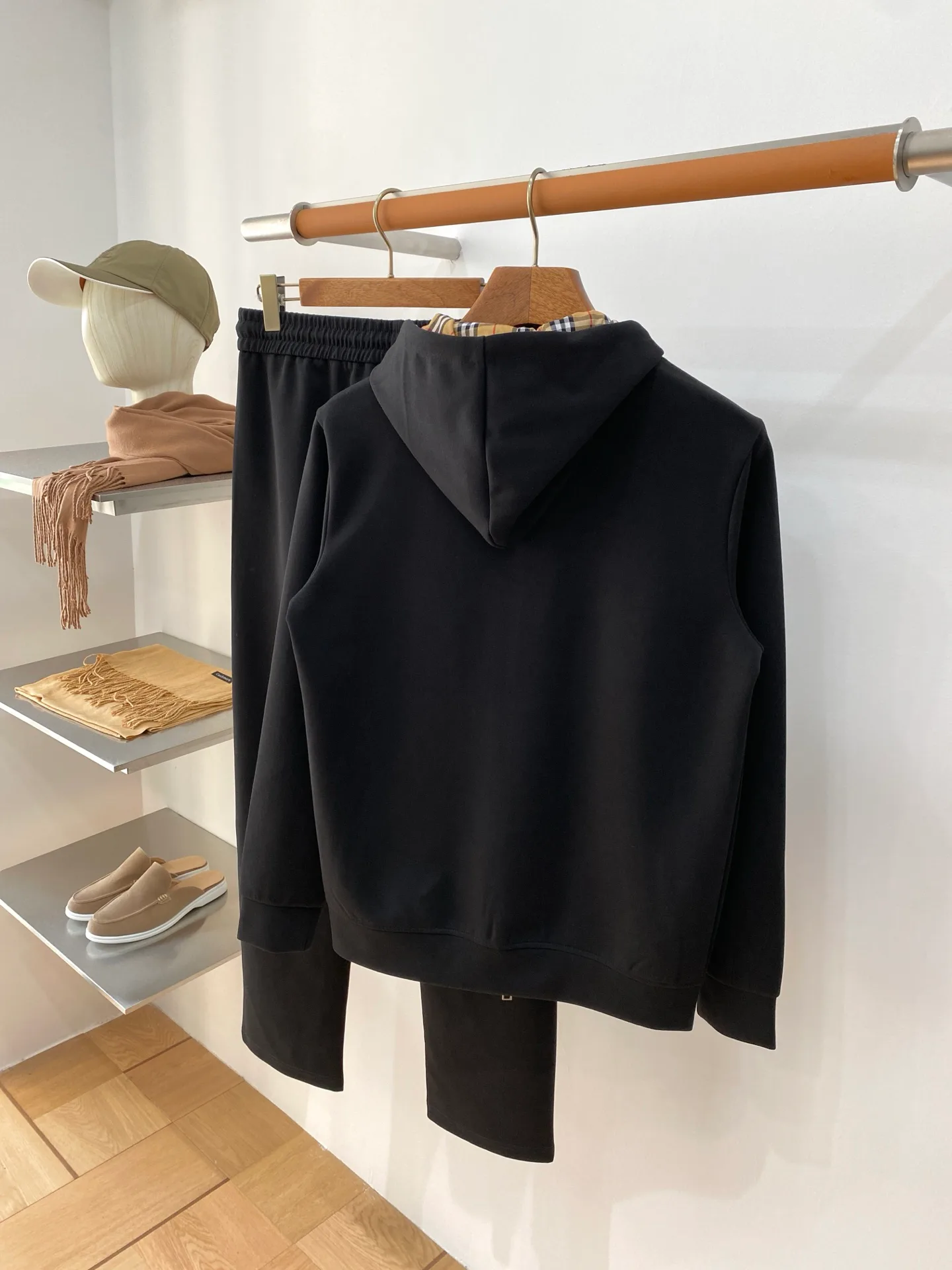 Спортивные Костюмы Женские Burberry 18383630