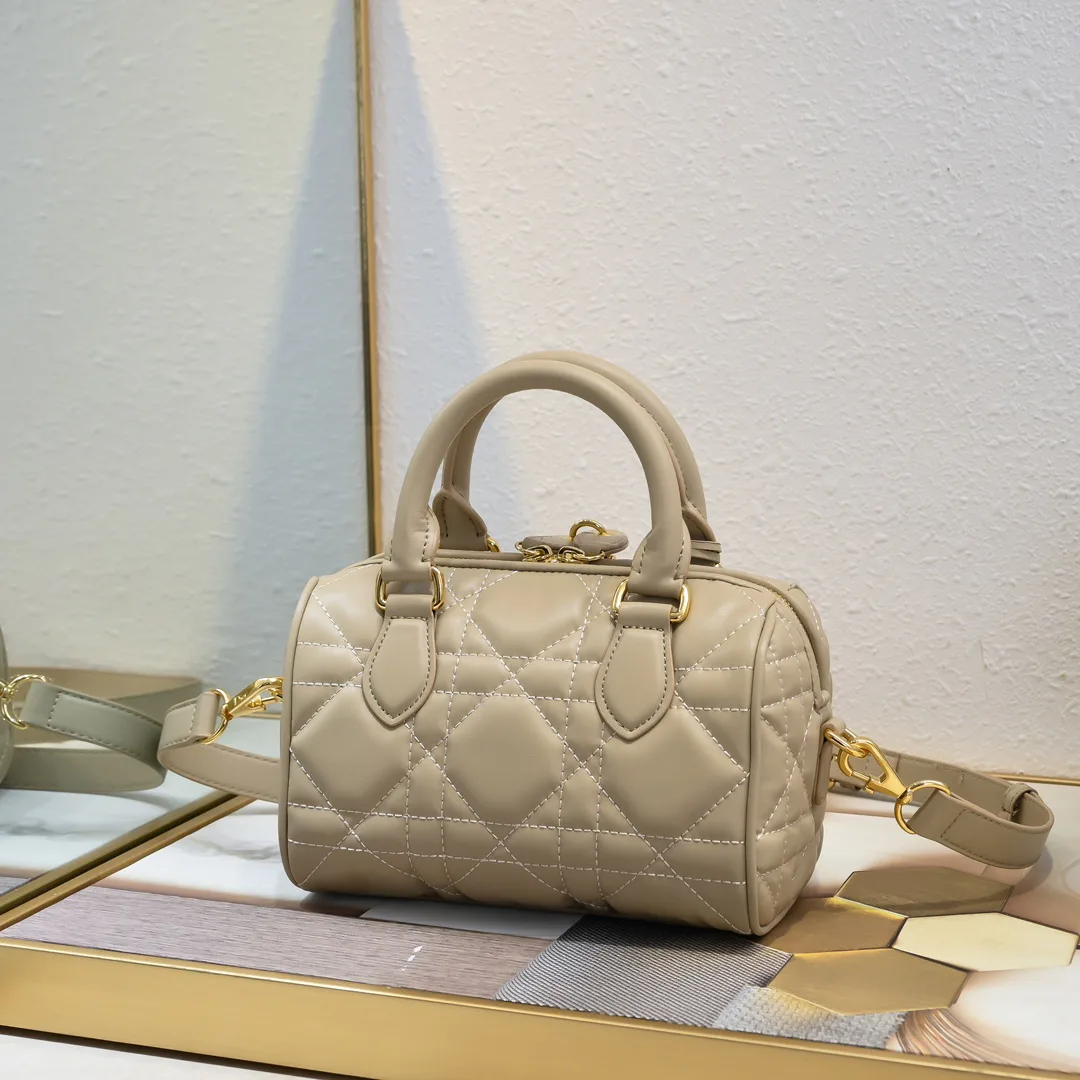 Классические Сумки Женские Christian Dior 1449452