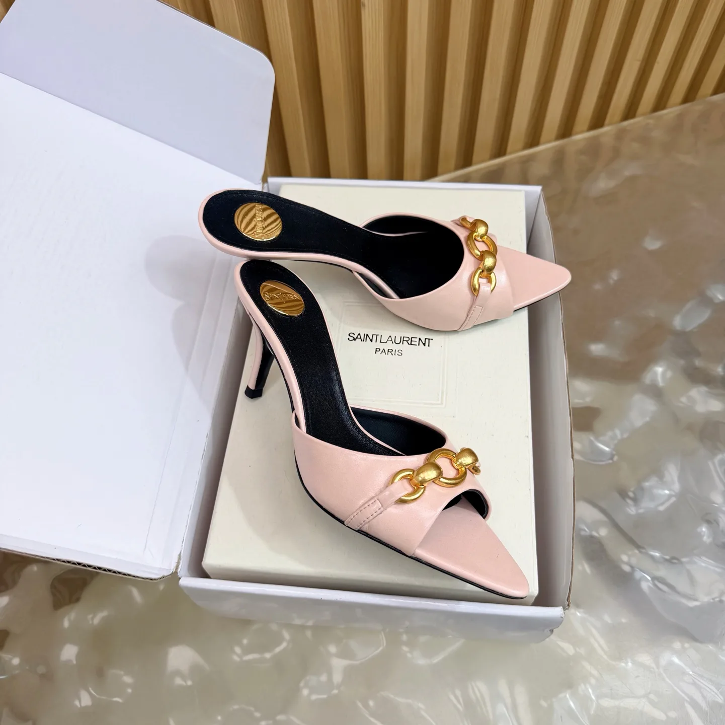 Босоножки Женские Saint Laurent 11705757