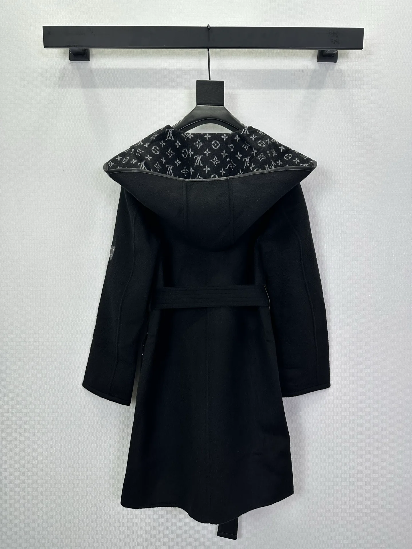 Пальто Женские Louis Vuitton 18903261