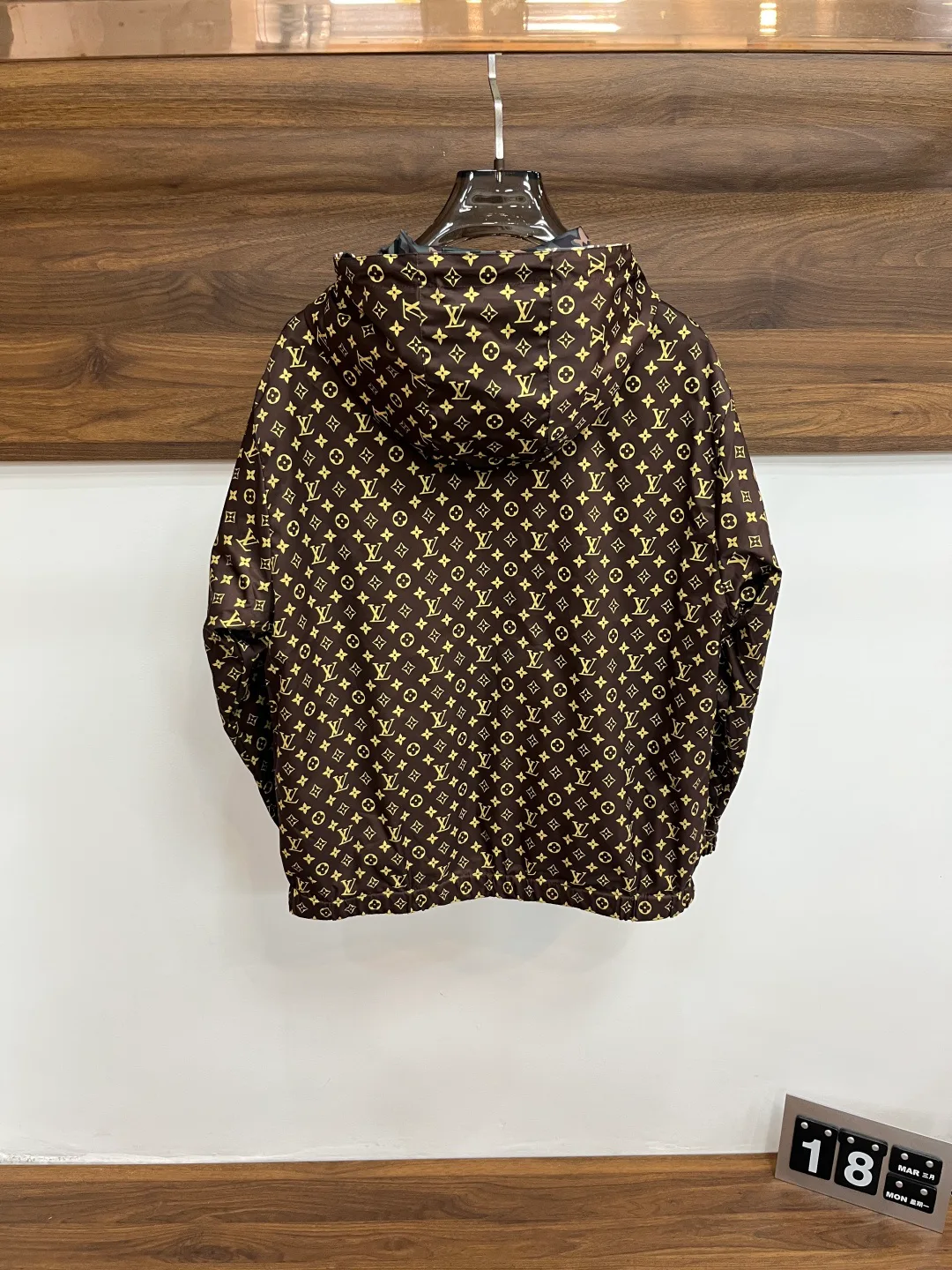 Куртки И Пуховики Мужские Louis Vuitton 11683902