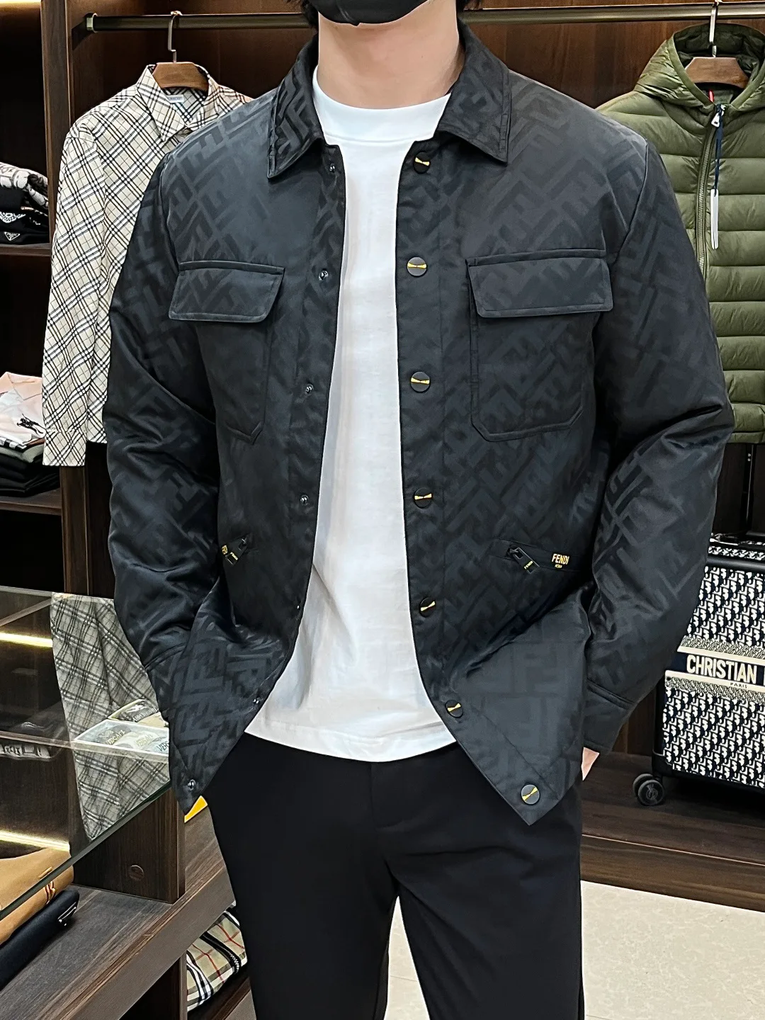Куртки И Пуховики Мужские Fendi 493001