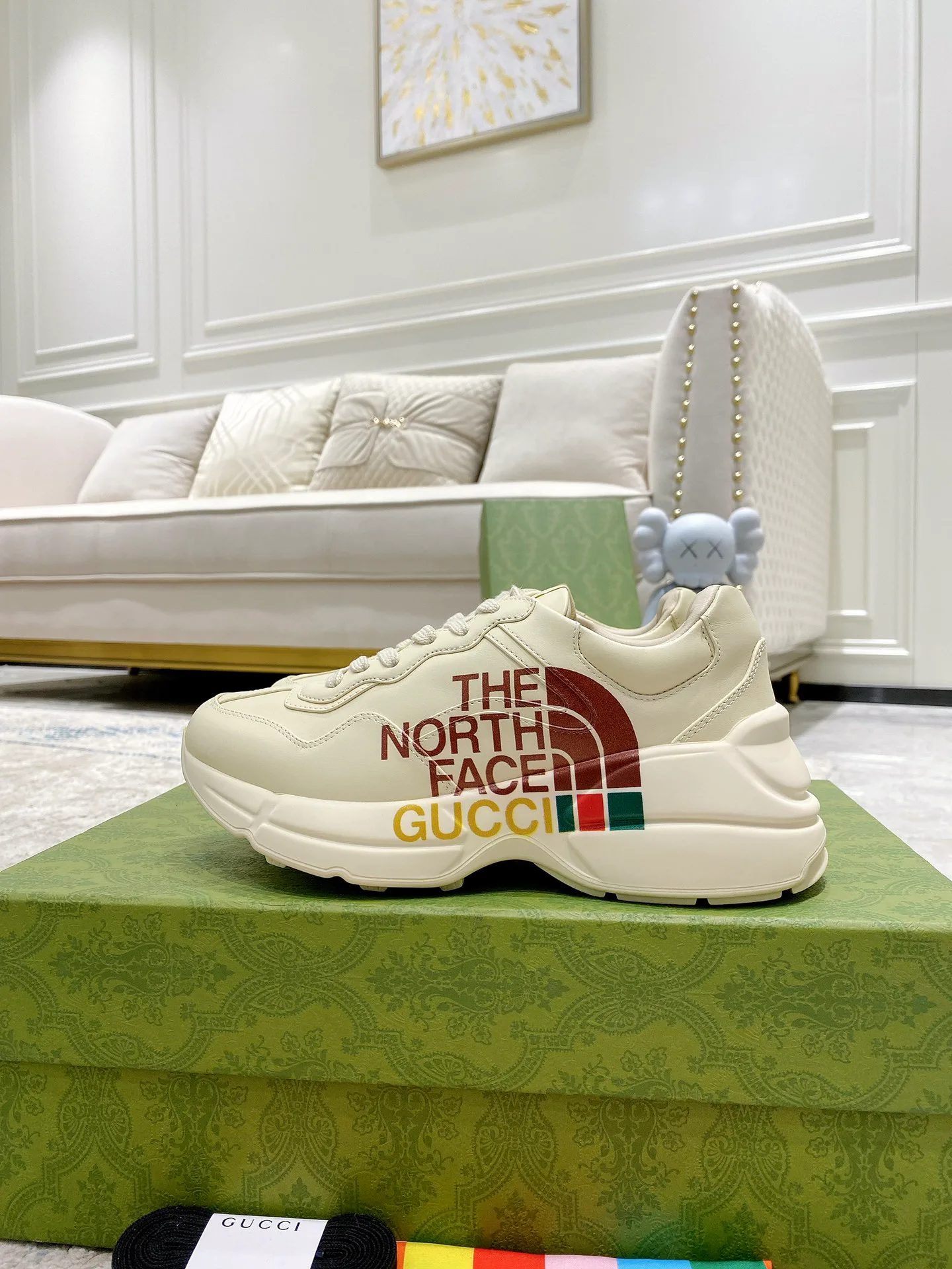 Кроссовки Женские Gucci 375851