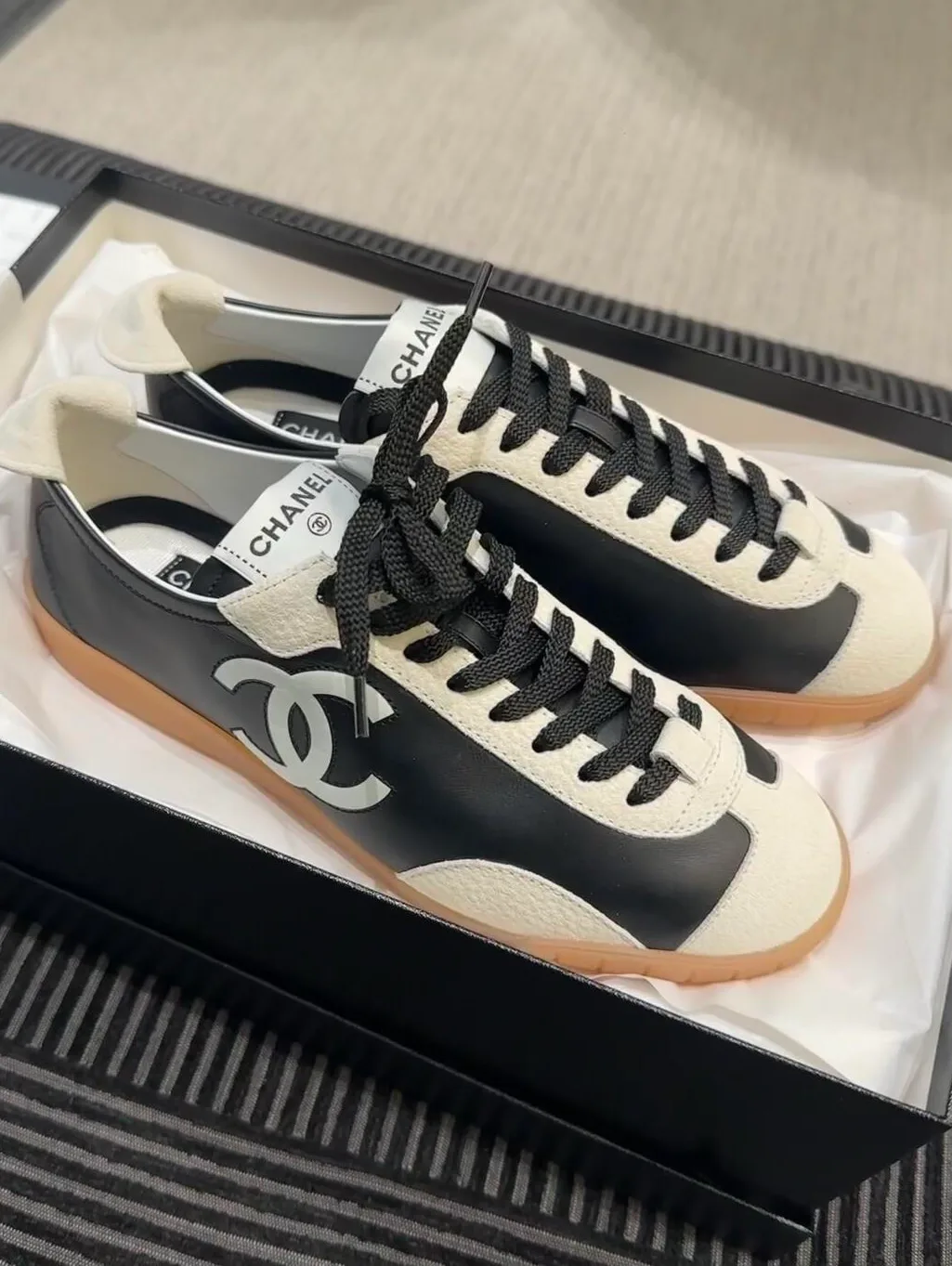 Кроссовки Женские Chanel 12251614
