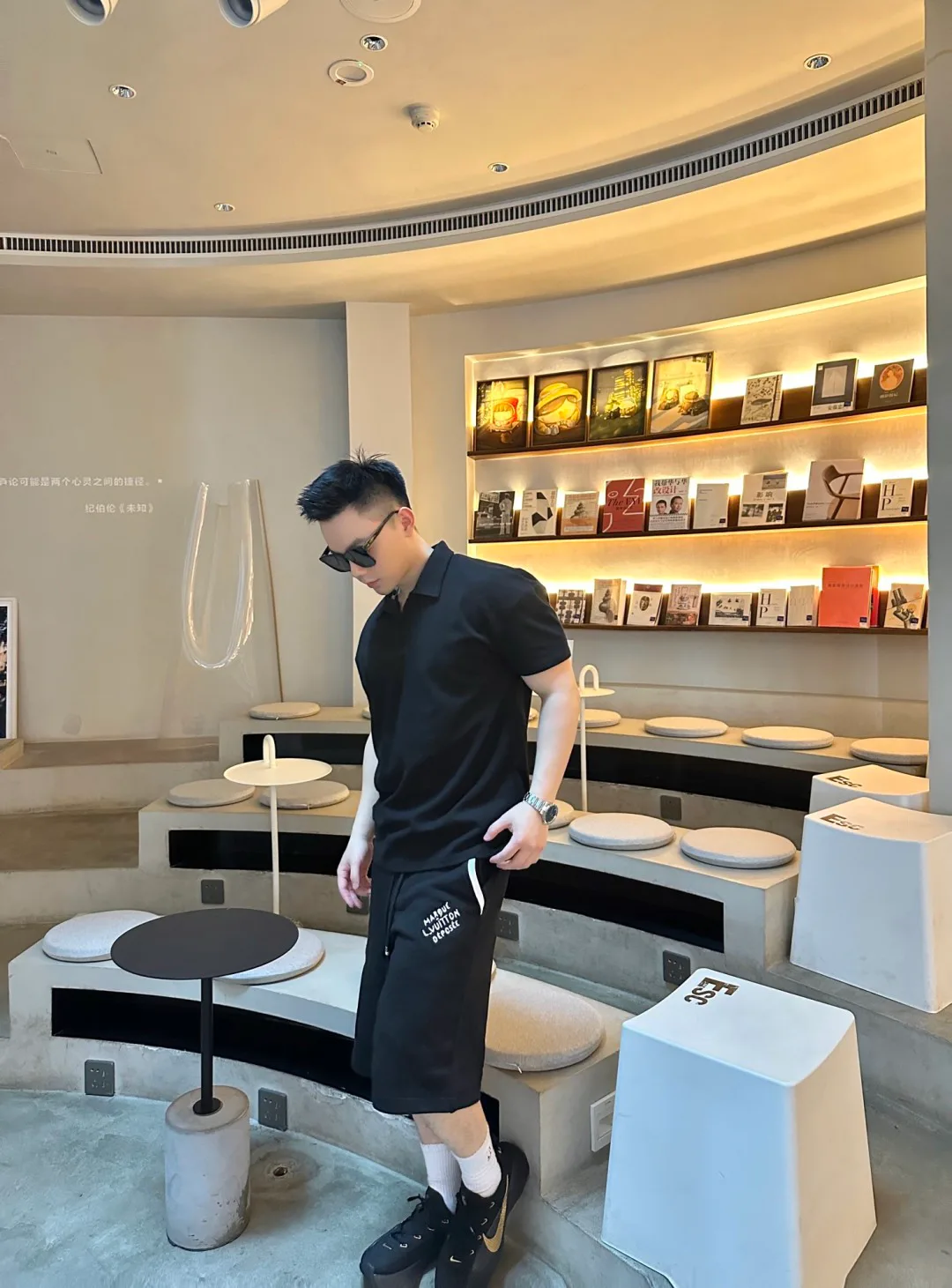 Шорты Мужские Louis Vuitton 10895715