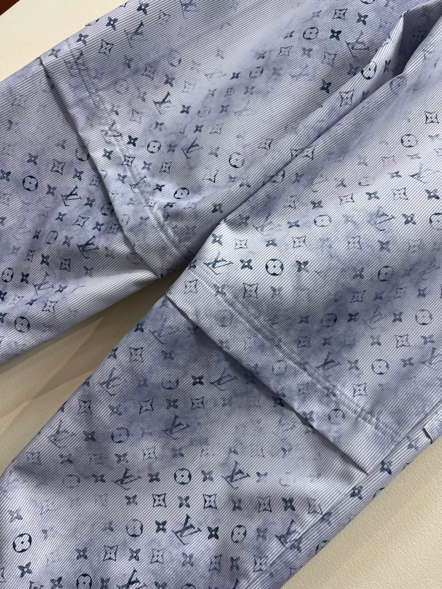 Брюки Женские Louis Vuitton 11638610