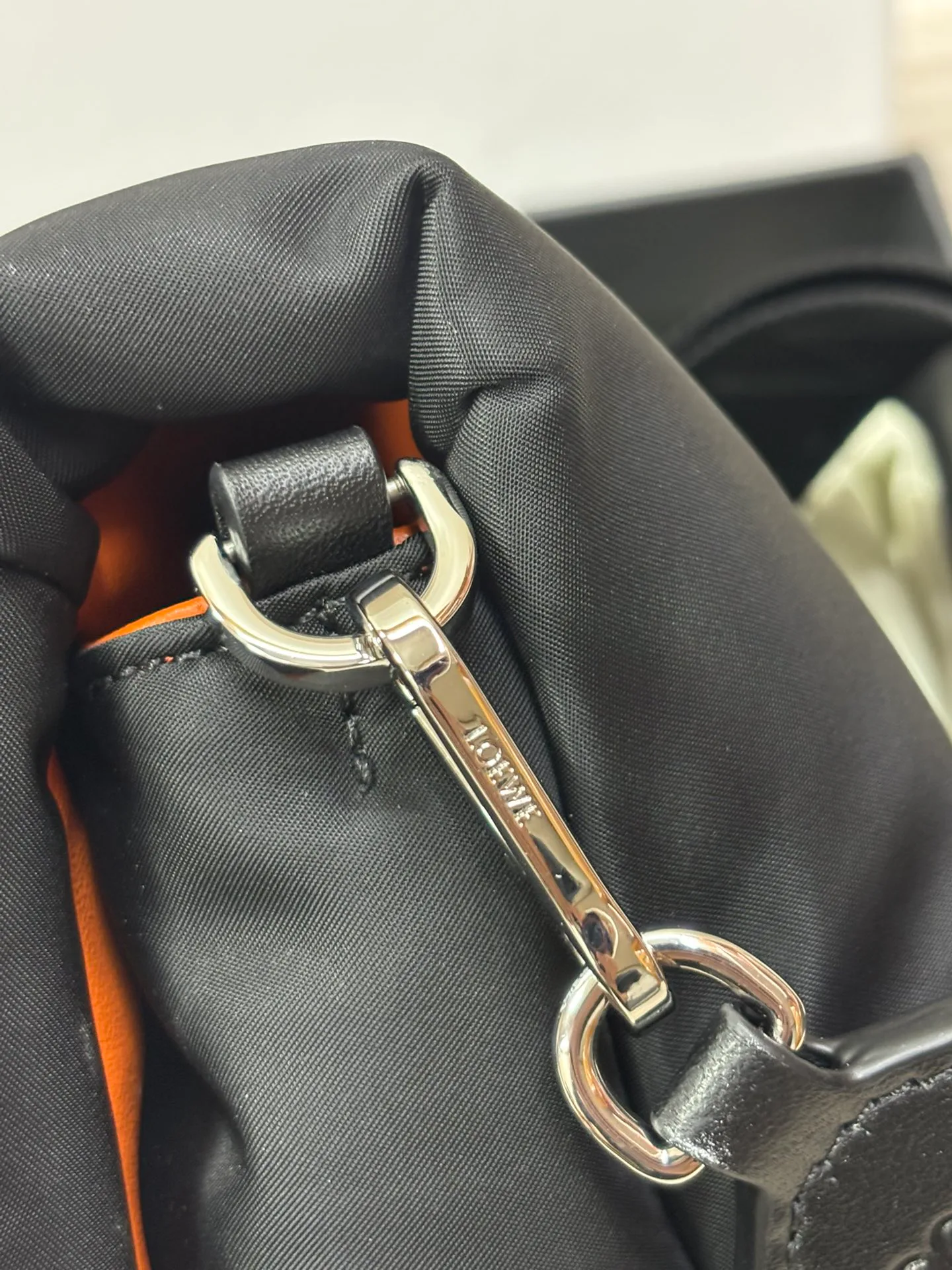 Сумки На Ремне Женские Loewe 294825