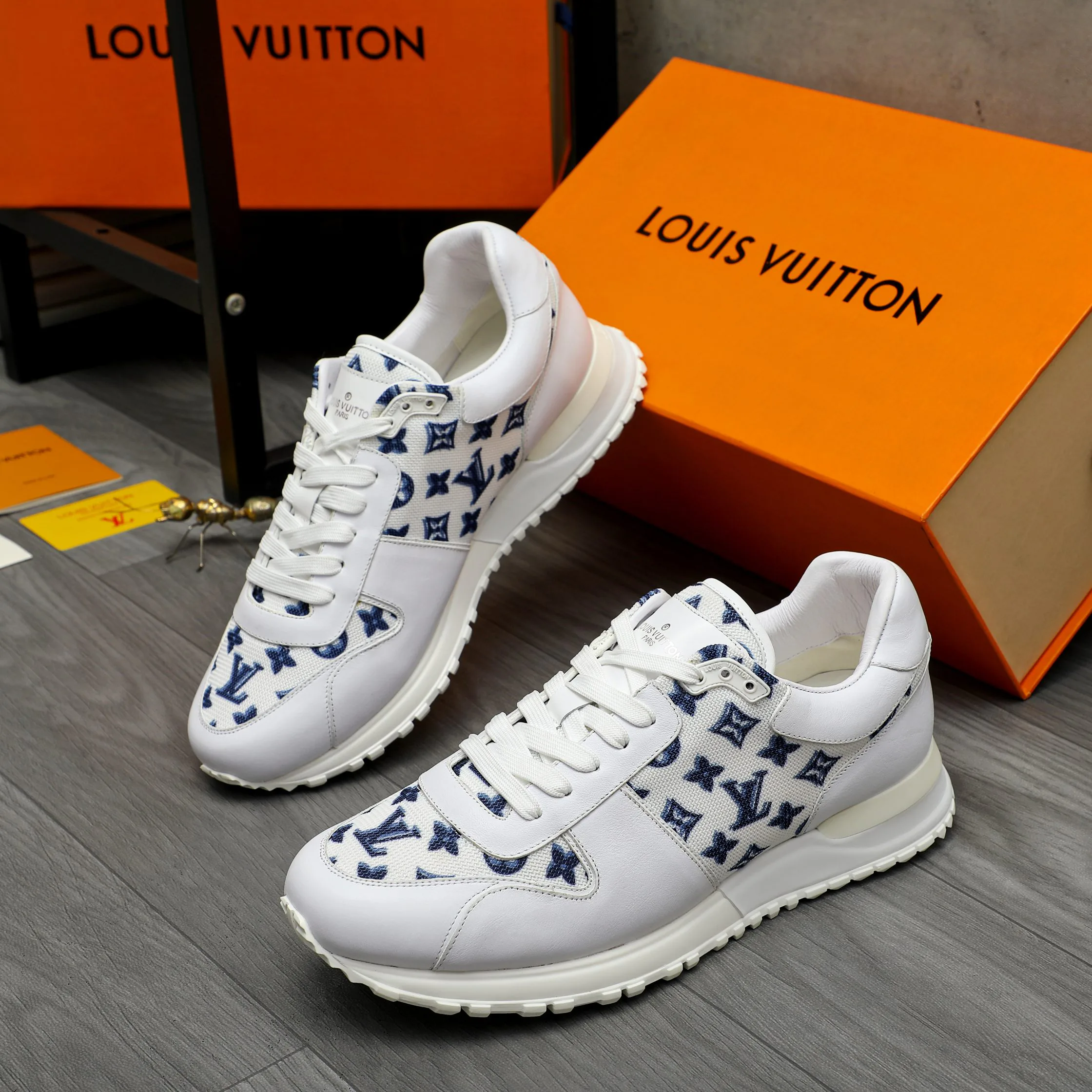Кроссовки Женские Louis Vuitton 288049