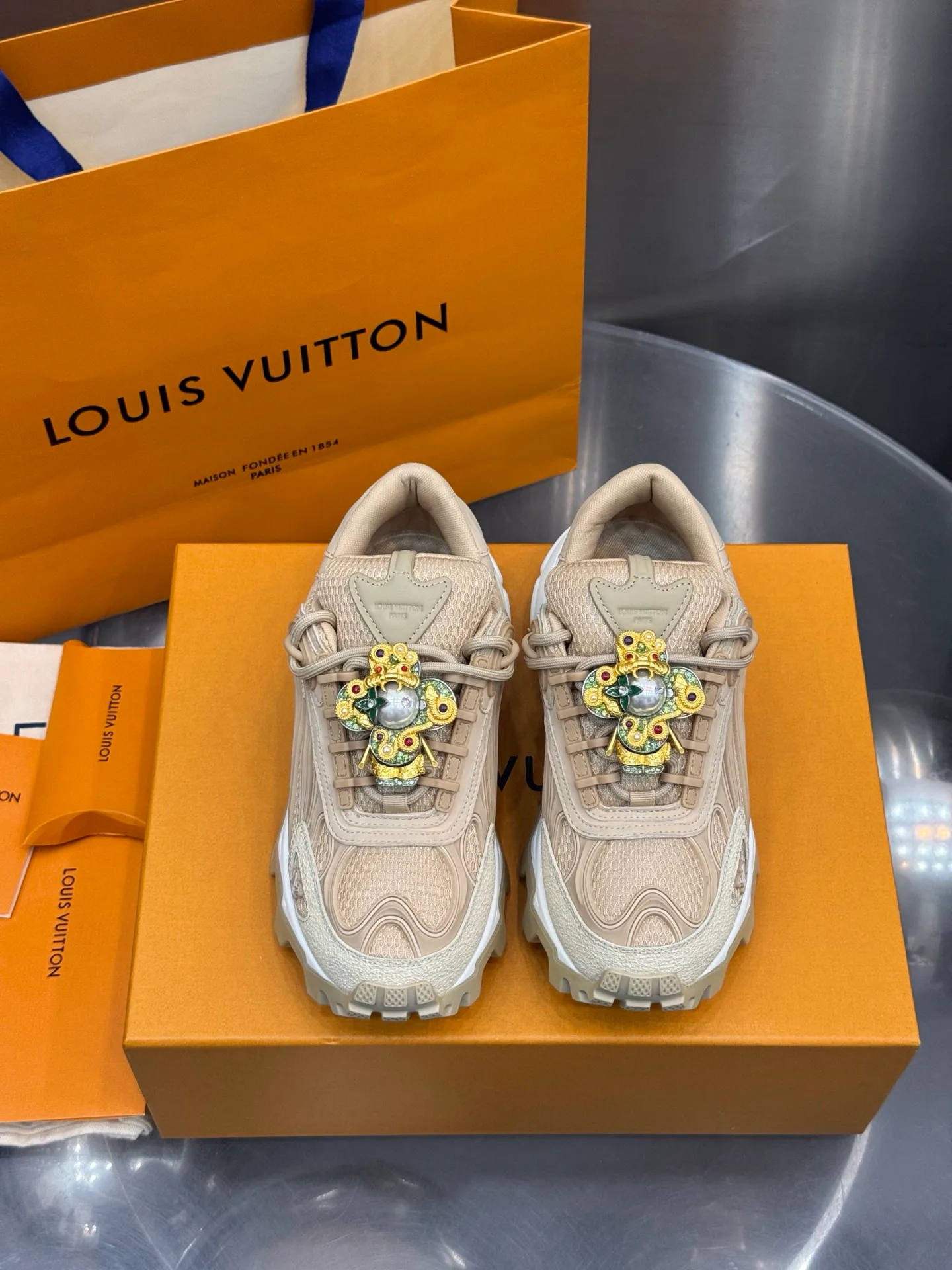 Кроссовки Женские Louis Vuitton 18202598