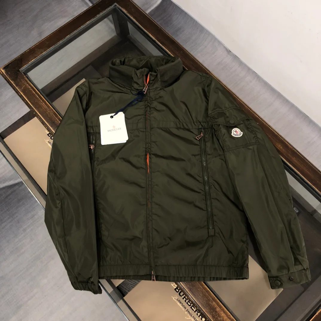 Куртки И Пуховики Мужские Moncler 7160