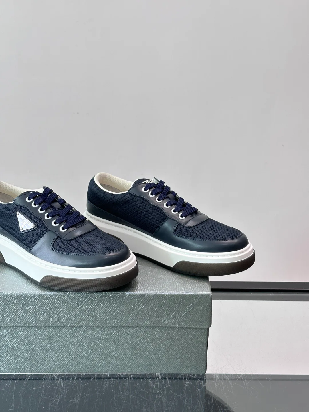 Кроссовки Мужские Prada 17913727