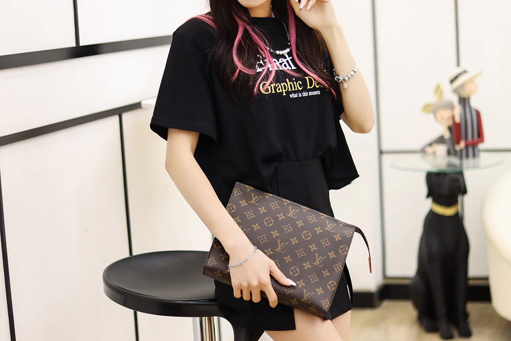 Клатчи Женские Louis Vuitton 244994