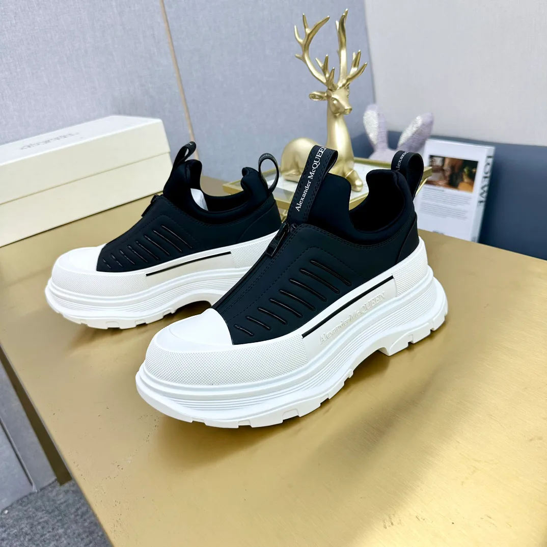 Кроссовки Женские Alexander Mcqueen 18397476