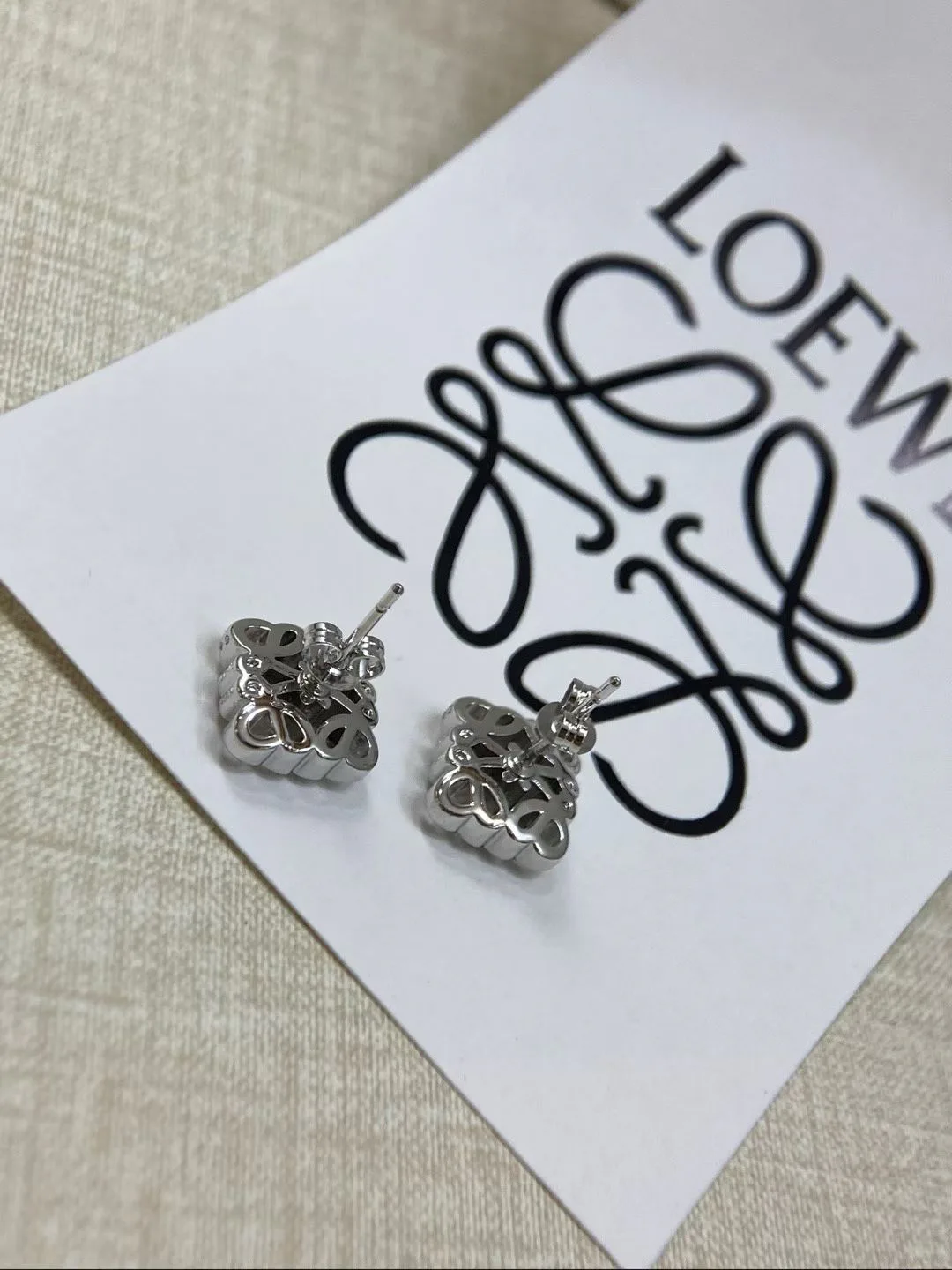 Бижутерия Loewe 1302347