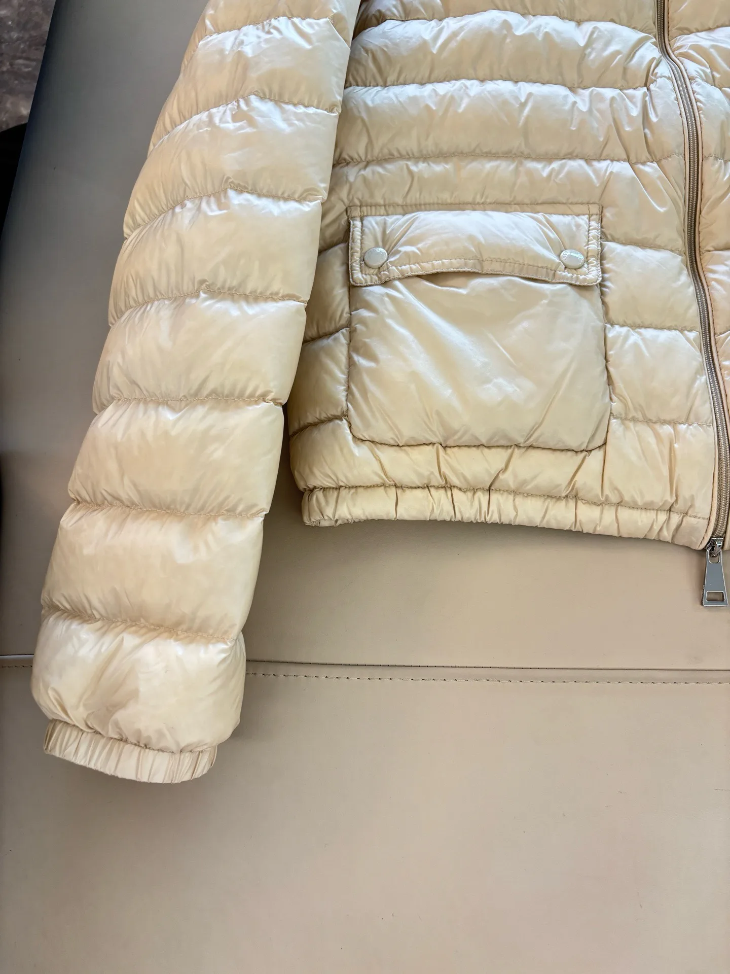 Куртки И Пуховики Женские Moncler 17973765
