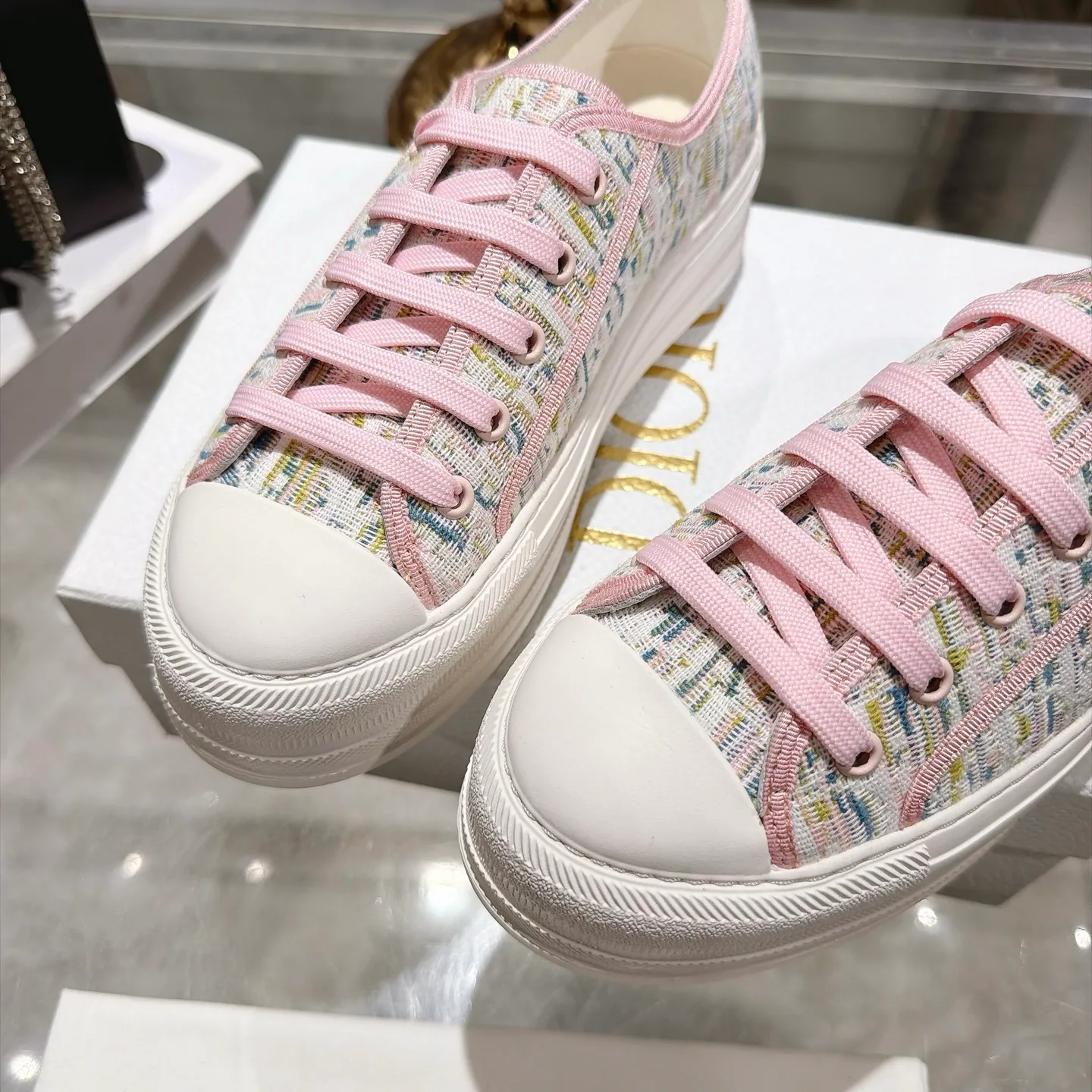 Кроссовки Женские Christian Dior 18636330