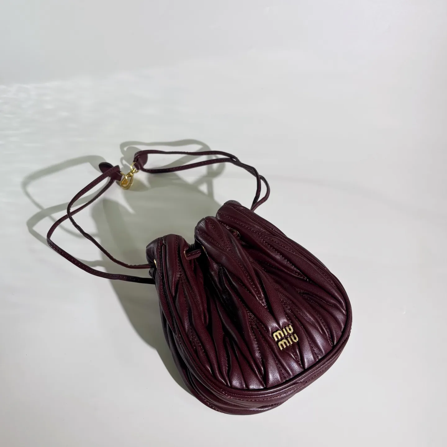 Клатчи Женские Miu Miu 10105274