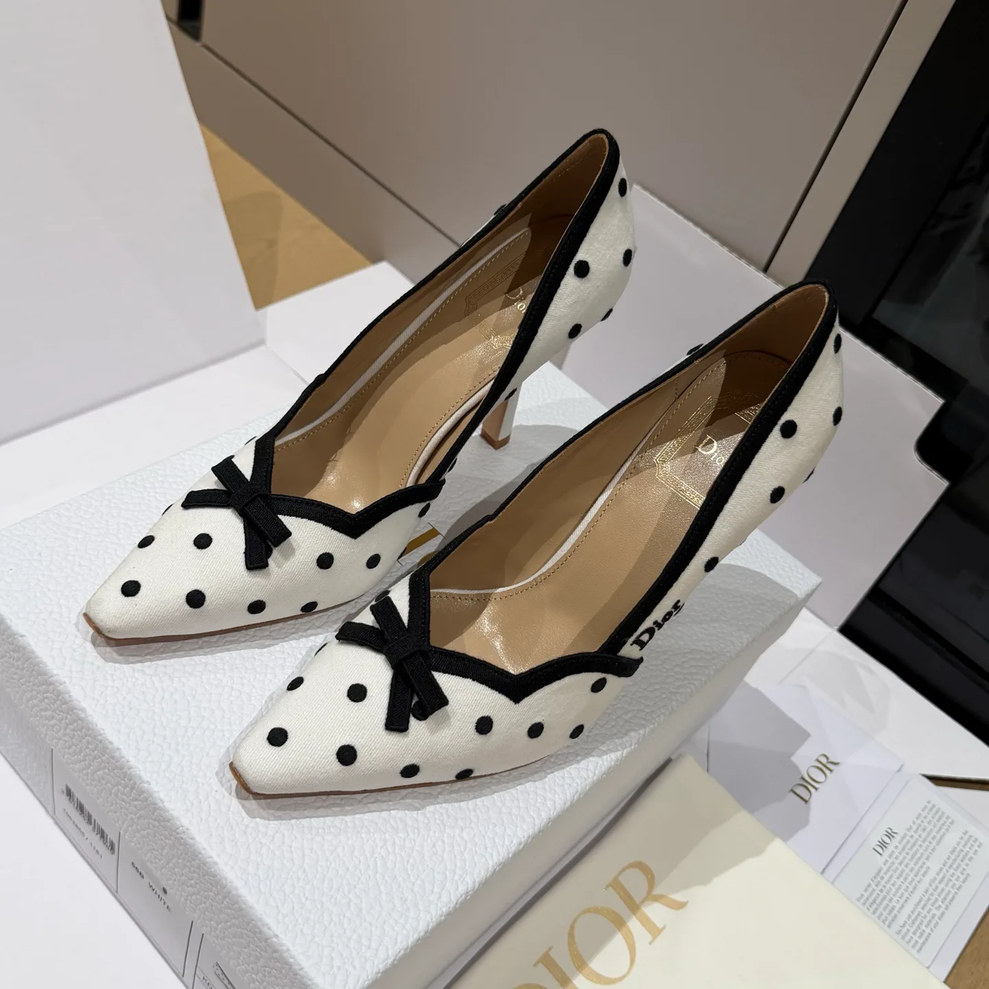 Туфли Женские Christian Dior 18121684